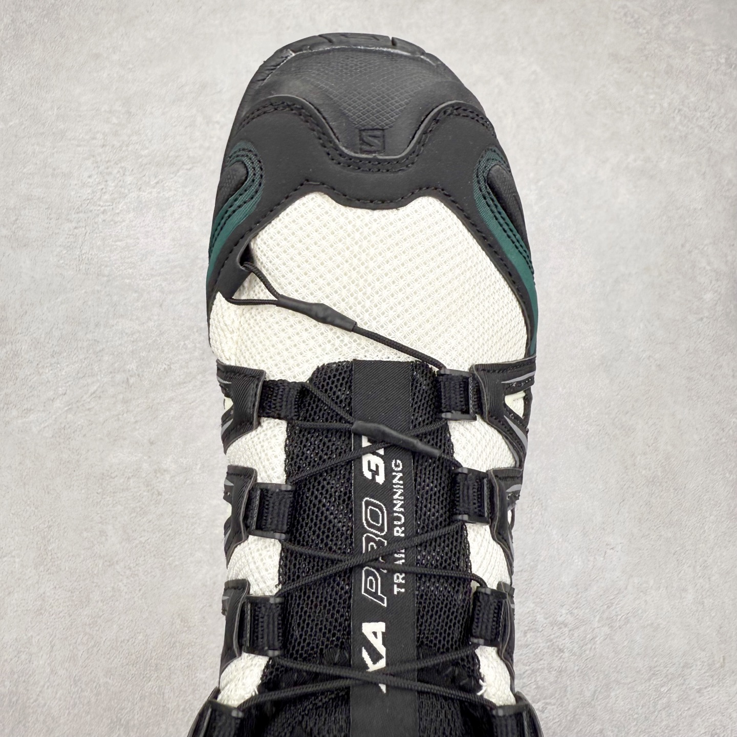 图片[4]-＃TG福利特价 SALOMON XA Pro 3D ADV 萨洛蒙潮流越野机能户外功能鞋 鞋面采用SENSIFT贴合技术 全方位贴合包裹脚型 鞋跟部鞋底牵引设计 提供强大的抓地性能 更适应野外崎岖不平的道路 其3D ADVANCED CHASSIS底盘 材料轻量大化 钉齿设计更具稳定性 防护性 鞋底易磨损区运用CONTAGRIP高耐磨材料 应对城市硬质路面长距离跑考验 尺码：36 36.5 37.5 38 38.5 39 40 40.5 41 42 42.5 43 44 44.5 45-选品中心