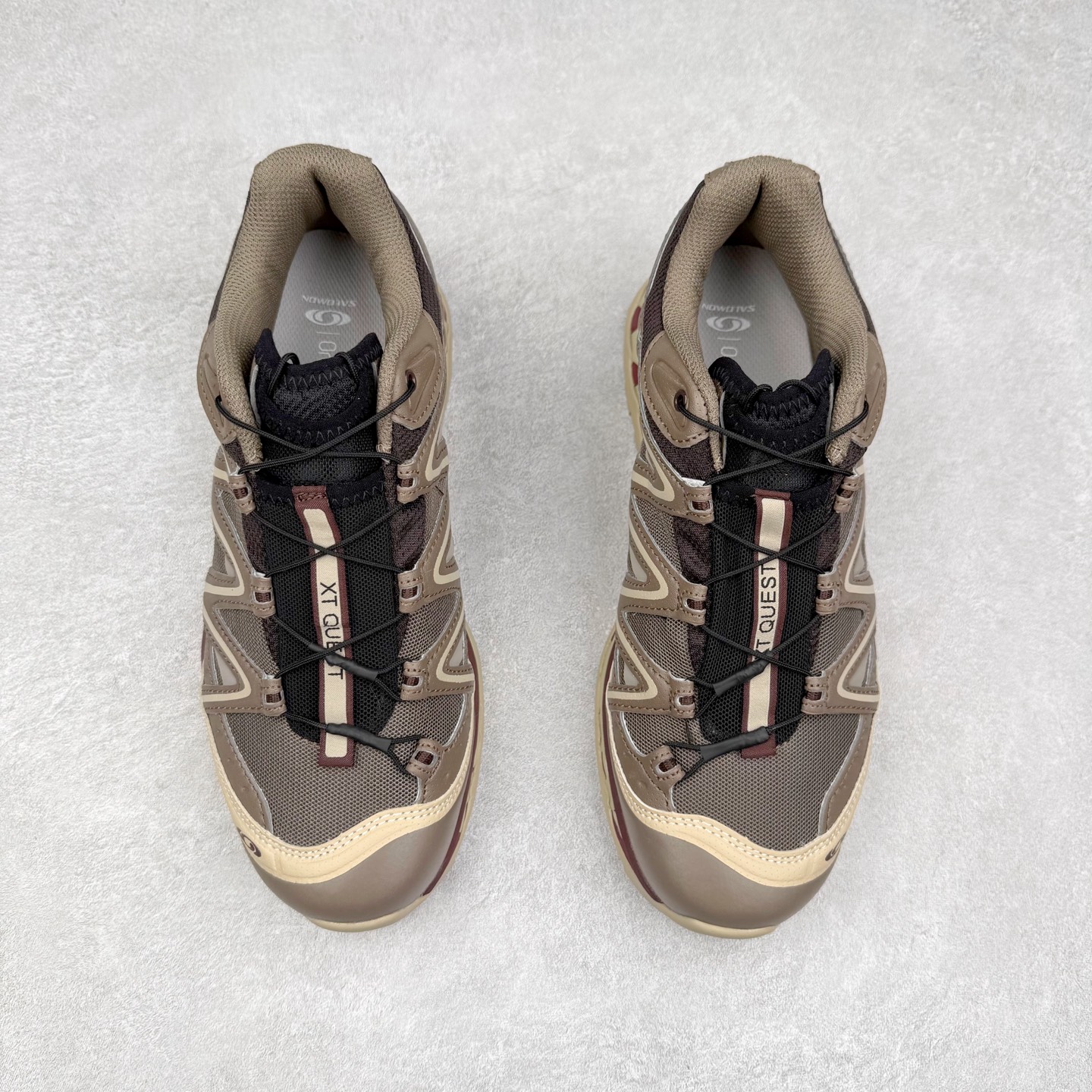 图片[2]-＃TG福利特价️ Salomon XT-QUEST ADV 萨洛蒙潮流越野机能户外功能鞋 纯原外贸平台特供订单 耗时半年巨作 全套原纸板楦头开发 原厂特供网布配套加持 确保原汁原味 完美呈现版型 原档数据独家私模五层组合大底 男女鞋同步官方开发至46.5 原装Ortholite轻量化鞋垫 中底布带钢印编号 原厂TPU锁扣 进口港宝加持 后跟自然饱满 还原公司包裹性 基于 SALOMON 初代 XT 鞋身造型并搭载 4D ADVANCED CHASSIS™ 大底打造而成 为这款 XT-QUEST 带来了多项足部控制与保护等功能性 如在运动过程中控制左右晃动的过程而提高稳定性、改善长途越野过程中足中到足尖的过渡、提高感知岩石的精确度以抵抗尖锐物体对脚底的伤害以及采用动态缓冲来增强穿着舒适感 从而减轻疲劳感 使 XT-QUEST 成为一双舒适且安全的户外之履 尺码：36 36.5 37.5 38 38.5 39 40 40.5 41 42 42.5 43 44 44.5 45-选品中心