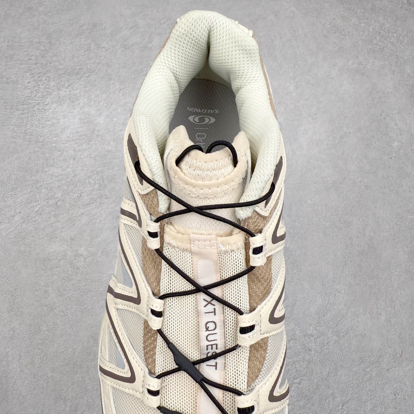 图片[5]-＃TG福利特价️ Salomon XT-QUEST ADV 萨洛蒙潮流越野机能户外功能鞋 纯原外贸平台特供订单 耗时半年巨作 全套原纸板楦头开发 原厂特供网布配套加持 确保原汁原味 完美呈现版型 原档数据独家私模五层组合大底 男女鞋同步官方开发至46.5 原装Ortholite轻量化鞋垫 中底布带钢印编号 原厂TPU锁扣 进口港宝加持 后跟自然饱满 还原公司包裹性 基于 SALOMON 初代 XT 鞋身造型并搭载 4D ADVANCED CHASSIS™ 大底打造而成 为这款 XT-QUEST 带来了多项足部控制与保护等功能性 如在运动过程中控制左右晃动的过程而提高稳定性、改善长途越野过程中足中到足尖的过渡、提高感知岩石的精确度以抵抗尖锐物体对脚底的伤害以及采用动态缓冲来增强穿着舒适感 从而减轻疲劳感 使 XT-QUEST 成为一双舒适且安全的户外之履 尺码：36 36.5 37.5 38 38.5 39 40 40.5 41 42 42.5 43 44 44.5 45-选品中心