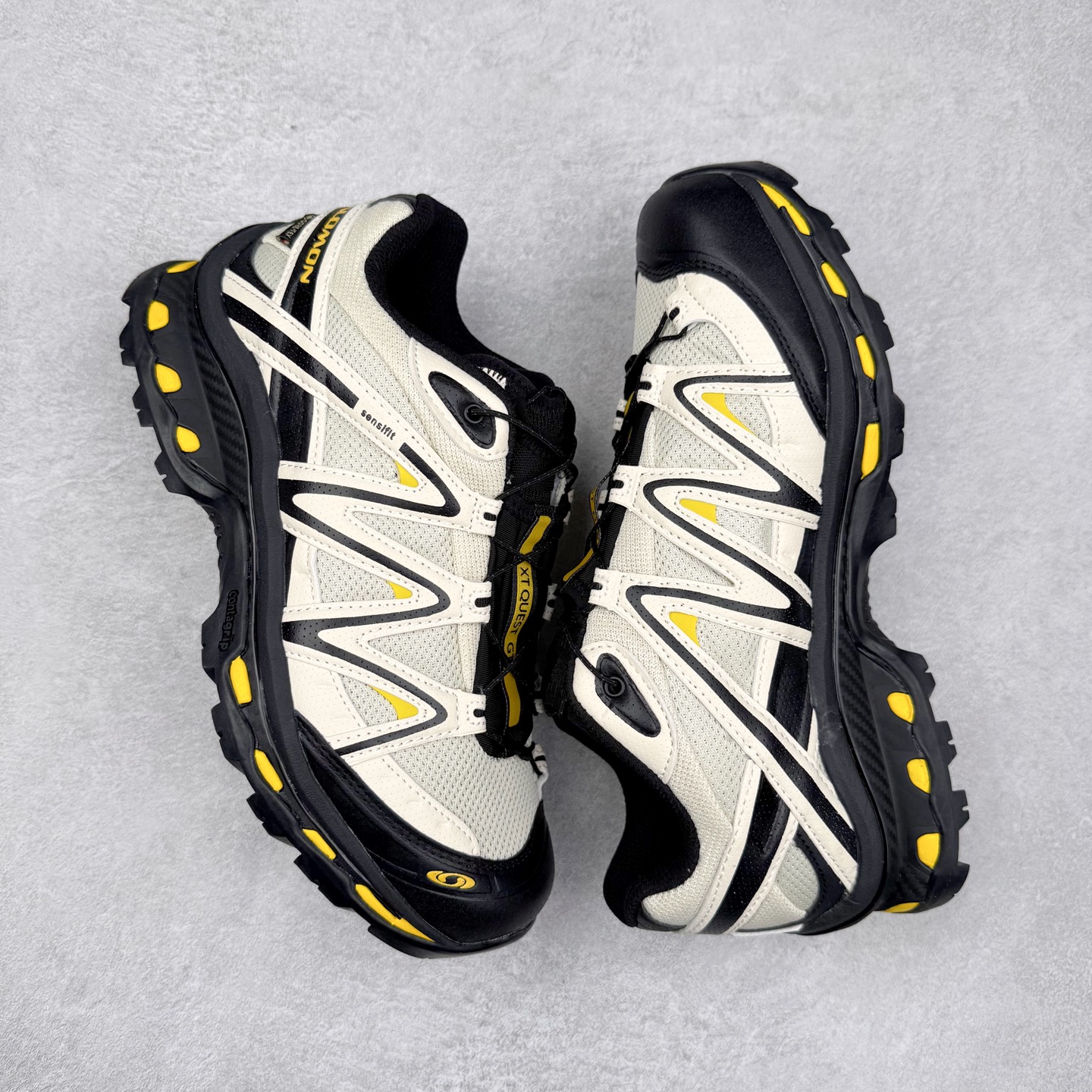 图片[3]-＃TG福利特价️ Salomon XT-QUEST ADV 萨洛蒙潮流越野机能户外功能鞋 纯原外贸平台特供订单 耗时半年巨作 全套原纸板楦头开发 原厂特供网布配套加持 确保原汁原味 完美呈现版型 原档数据独家私模五层组合大底 男女鞋同步官方开发至46.5 原装Ortholite轻量化鞋垫 中底布带钢印编号 原厂TPU锁扣 进口港宝加持 后跟自然饱满 还原公司包裹性 基于 SALOMON 初代 XT 鞋身造型并搭载 4D ADVANCED CHASSIS™ 大底打造而成 为这款 XT-QUEST 带来了多项足部控制与保护等功能性 如在运动过程中控制左右晃动的过程而提高稳定性、改善长途越野过程中足中到足尖的过渡、提高感知岩石的精确度以抵抗尖锐物体对脚底的伤害以及采用动态缓冲来增强穿着舒适感 从而减轻疲劳感 使 XT-QUEST 成为一双舒适且安全的户外之履 尺码：36 36.5 37.5 38 38.5 39 40 40.5 41 42 42.5 43 44 44.5 45-选品中心