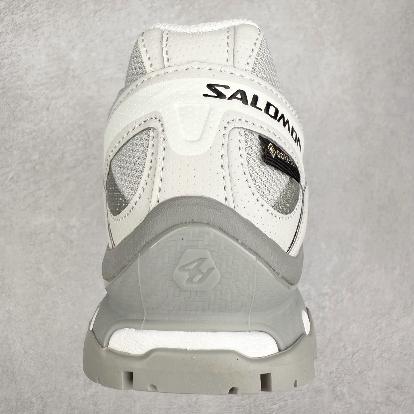 图片[8]-＃TG福利特价️ Salomon XT-QUEST ADV 萨洛蒙潮流越野机能户外功能鞋 纯原外贸平台特供订单 耗时半年巨作 全套原纸板楦头开发 原厂特供网布配套加持 确保原汁原味 完美呈现版型 原档数据独家私模五层组合大底 男女鞋同步官方开发至46.5 原装Ortholite轻量化鞋垫 中底布带钢印编号 原厂TPU锁扣 进口港宝加持 后跟自然饱满 还原公司包裹性 基于 SALOMON 初代 XT 鞋身造型并搭载 4D ADVANCED CHASSIS™ 大底打造而成 为这款 XT-QUEST 带来了多项足部控制与保护等功能性 如在运动过程中控制左右晃动的过程而提高稳定性、改善长途越野过程中足中到足尖的过渡、提高感知岩石的精确度以抵抗尖锐物体对脚底的伤害以及采用动态缓冲来增强穿着舒适感 从而减轻疲劳感 使 XT-QUEST 成为一双舒适且安全的户外之履 尺码：36 36.5 37.5 38 38.5 39 40 40.5 41 42 42.5 43 44 44.5 45-选品中心