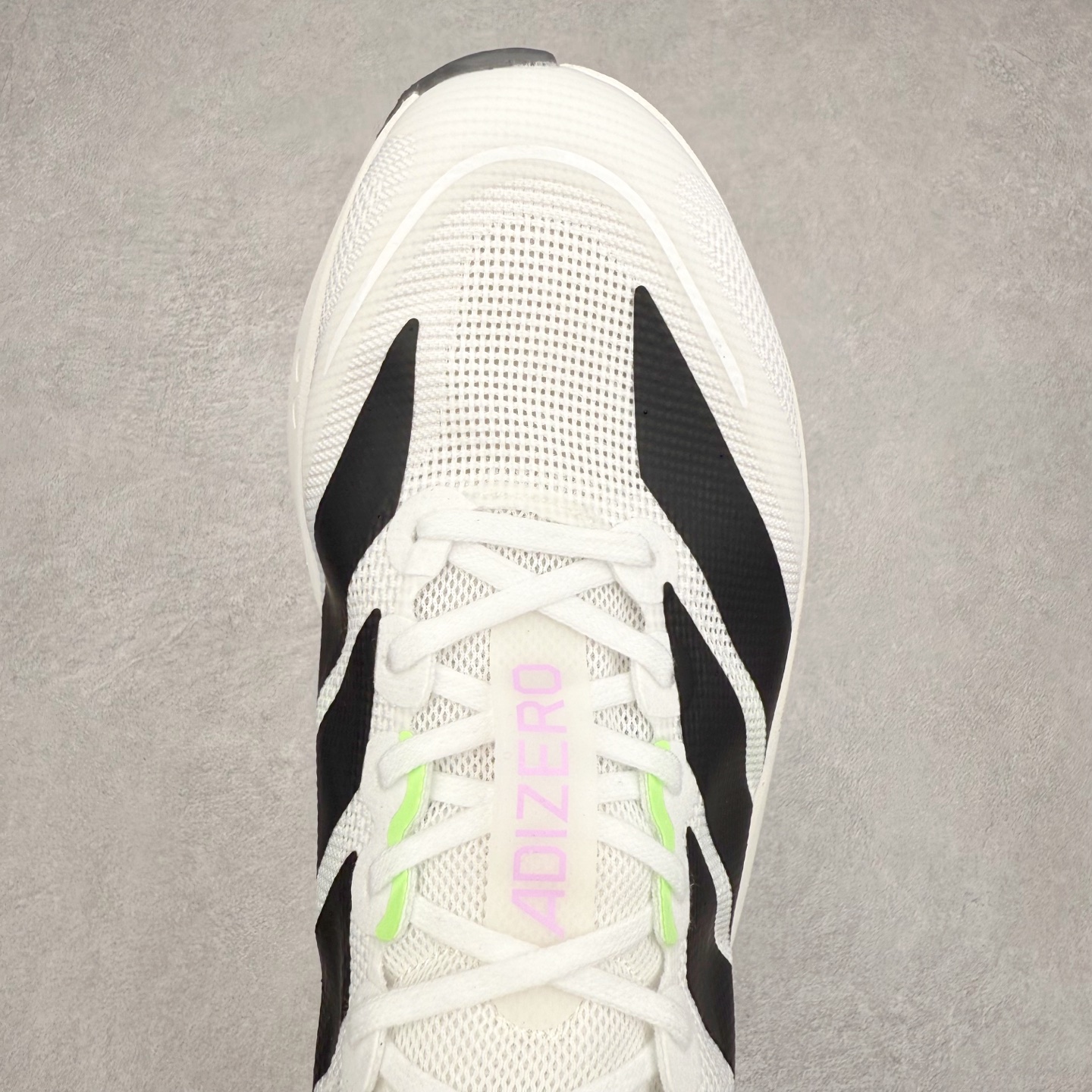 图片[4]-AD Adizero Boston 13 夏季透气网眼竞速跑鞋 JP7149 融合Lightstrike和Lightstrike Pro技术 采用乙烯/乙酸乙烯酯(EVA)材质 打造舒适中底 含ENERGYROD能量碳柱 旨在为步伐添活力 尺码：36 36.5 37 38 38.5 39 40 40.5 41 42 42.5 43 44 44.5 45-选品中心