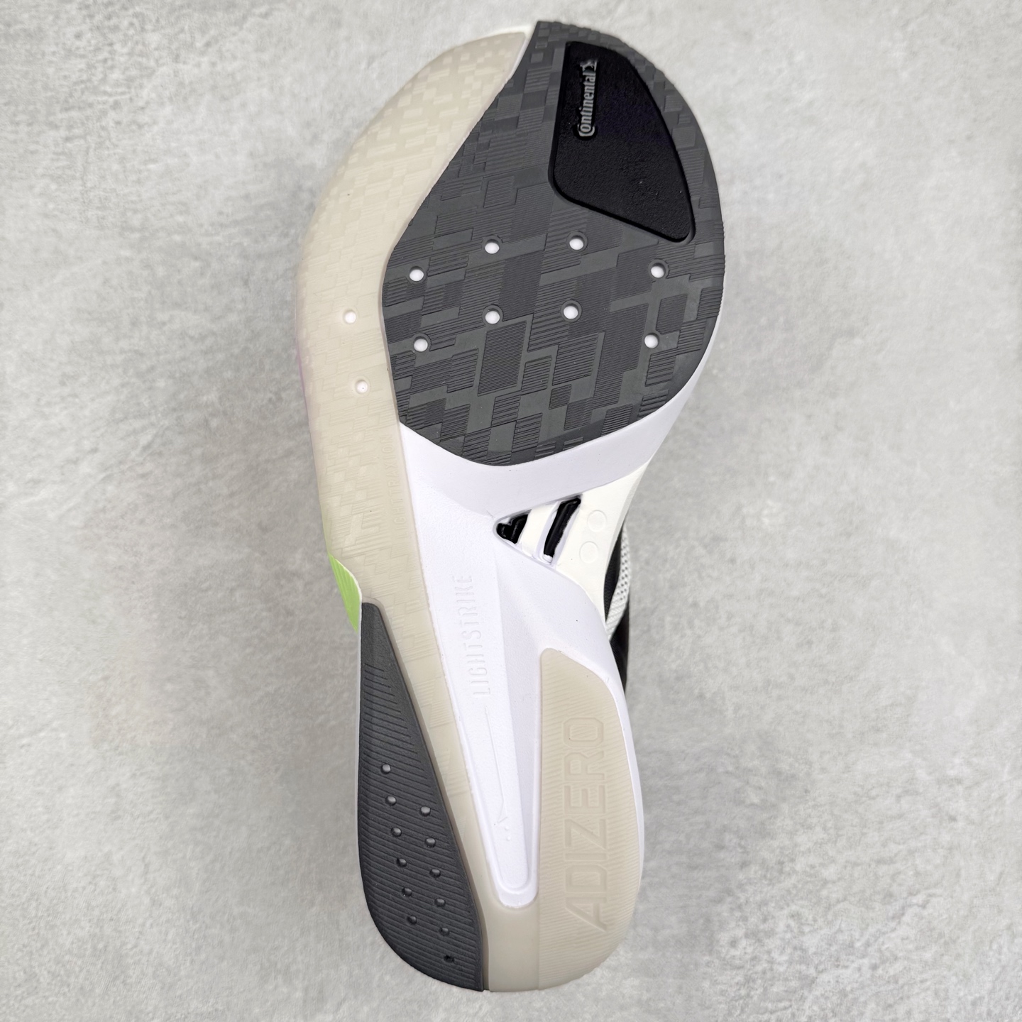 图片[9]-AD Adizero Boston 13 夏季透气网眼竞速跑鞋 JP7149 融合Lightstrike和Lightstrike Pro技术 采用乙烯/乙酸乙烯酯(EVA)材质 打造舒适中底 含ENERGYROD能量碳柱 旨在为步伐添活力 尺码：36 36.5 37 38 38.5 39 40 40.5 41 42 42.5 43 44 44.5 45-选品中心