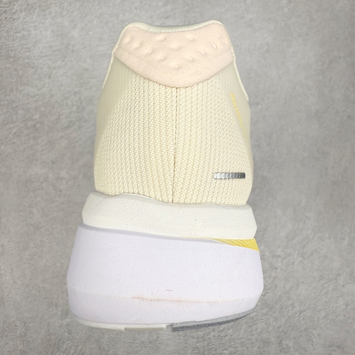 图片[8]-AD Adizero Boston 13 夏季透气网眼竞速跑鞋 JS4952 融合Lightstrike和Lightstrike Pro技术 采用乙烯/乙酸乙烯酯(EVA)材质 打造舒适中底 含ENERGYROD能量碳柱 旨在为步伐添活力 尺码：36 36.5 37 38 38.5 39 40 40.5 41 42 42.5 43 44 44.5 45-选品中心