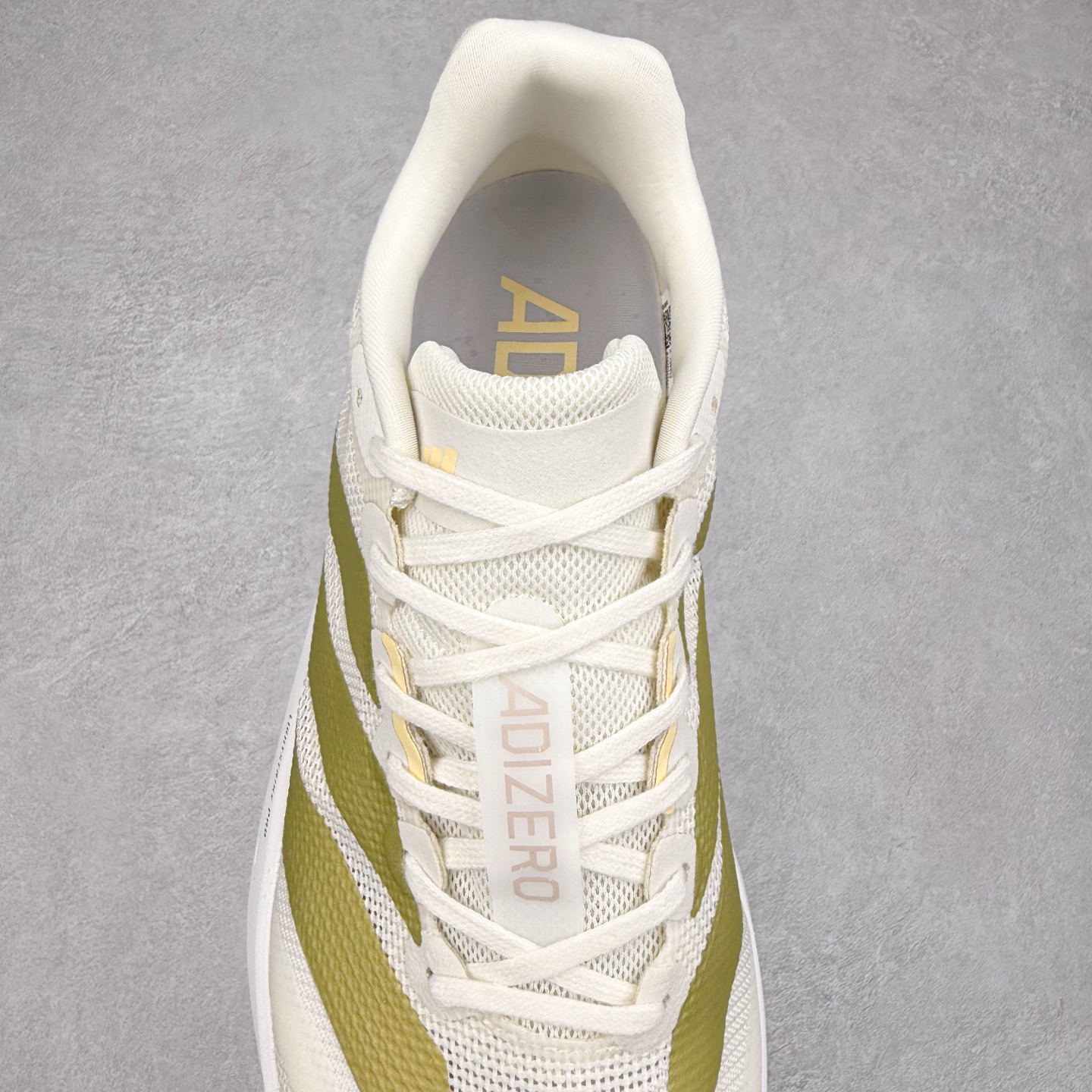 图片[5]-AD Adizero Boston 13 夏季透气网眼竞速跑鞋 JS4952 融合Lightstrike和Lightstrike Pro技术 采用乙烯/乙酸乙烯酯(EVA)材质 打造舒适中底 含ENERGYROD能量碳柱 旨在为步伐添活力 尺码：36 36.5 37 38 38.5 39 40 40.5 41 42 42.5 43 44 44.5 45-选品中心