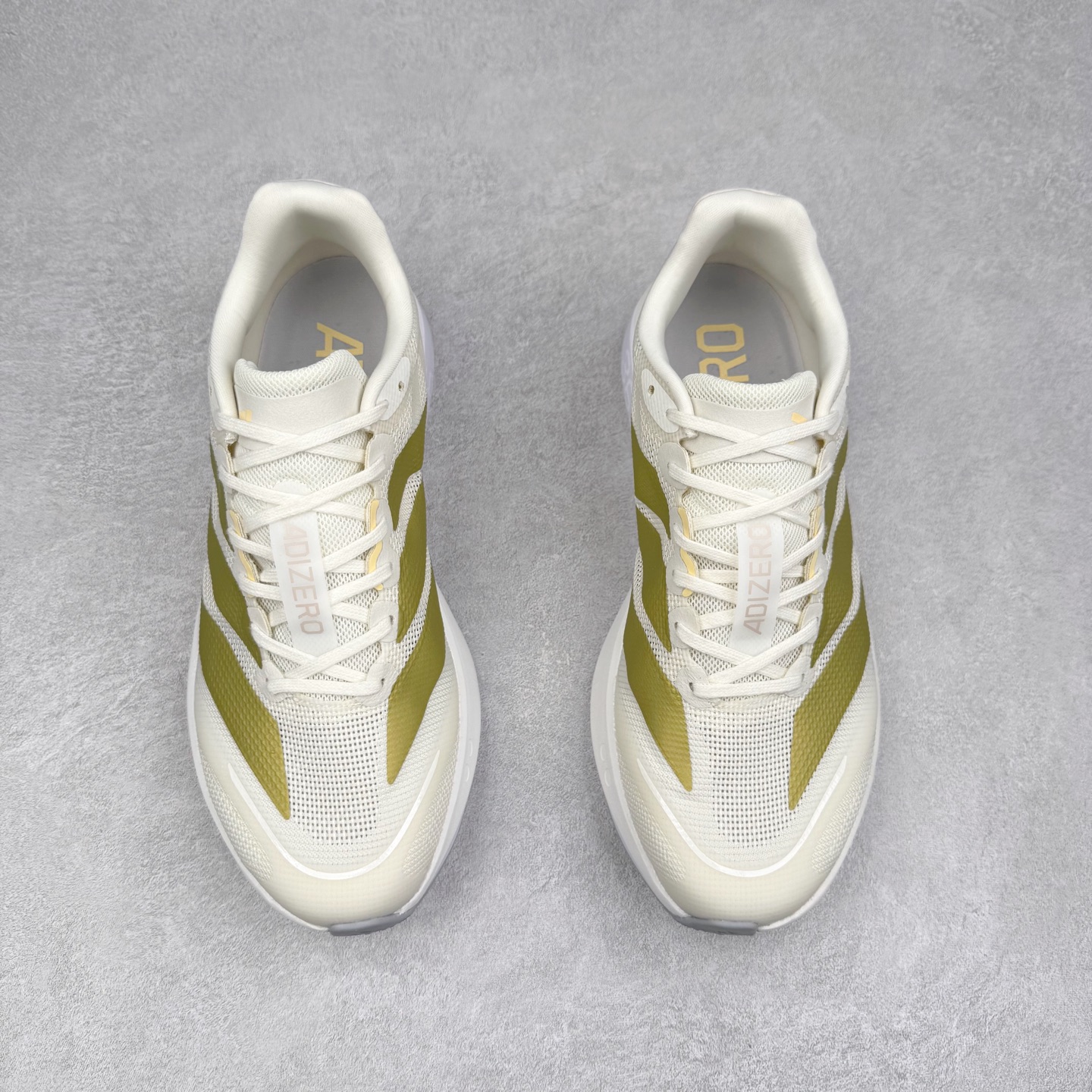 图片[2]-AD Adizero Boston 13 夏季透气网眼竞速跑鞋 JS4952 融合Lightstrike和Lightstrike Pro技术 采用乙烯/乙酸乙烯酯(EVA)材质 打造舒适中底 含ENERGYROD能量碳柱 旨在为步伐添活力 尺码：36 36.5 37 38 38.5 39 40 40.5 41 42 42.5 43 44 44.5 45-选品中心