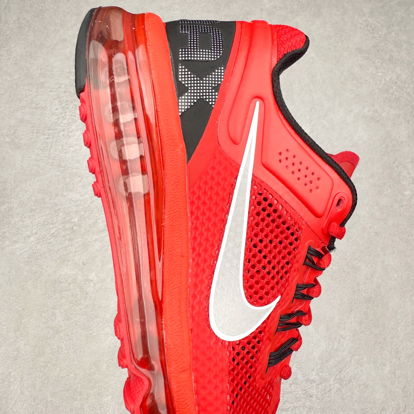 图片[6]-NK Air Max 2013 经典舒适时尚耐磨透气低帮气垫跑步鞋 554886-600 携时尚设计闪亮回归 出众有型 采用网眼布细节和运动风无缝覆面 助你保持清爽感受 塑就焕新造型 经典 Flywire 设计搭配经典全掌型 Max Air 缓震配置 缔造出众舒适感和支撑效果实拍调校N版已经零色差零失真 百分百还原实物色彩所见即所得 不存在货不对板色差等低级问题 选购参考实物拍摄 不混卖不参货 只用心做好货严格选品 承诺混一赔十 尺码：36 36.5 37.5 38 38.5 39 40 40.5 41 42 42.5 43 44 44.5 45 46-选品中心