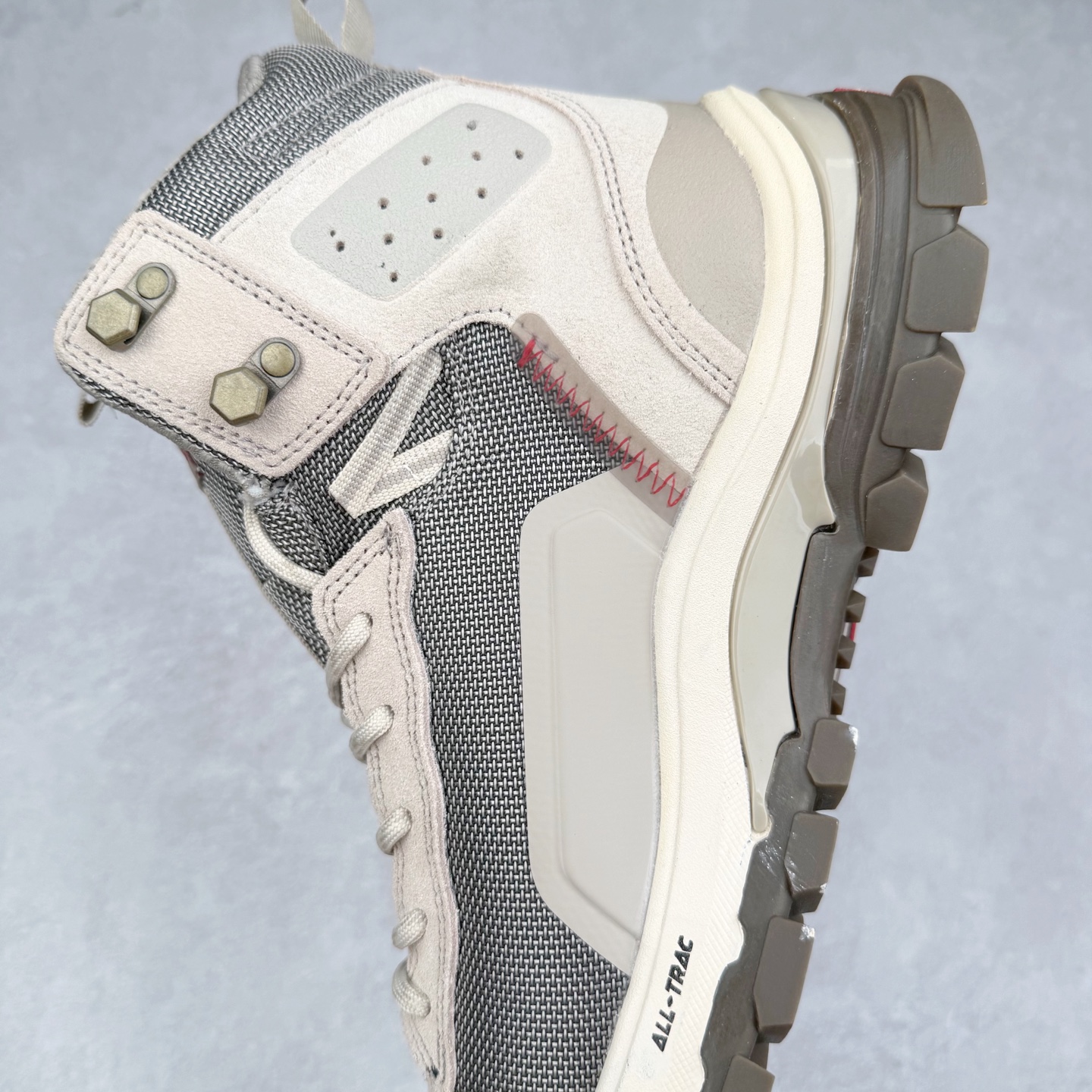 图片[7]-Vans UltraRange Exo Hi Gore-tex Mte-3 万斯经典百搭休闲高帮板鞋户外靴 实拍调校N版已经零色差零失真 百分百还原实物色彩所见即所得 不存在货不对板色差等低级问题 选购参考实物拍摄 不混卖不参货 只用心做好货严格选品 承诺混一赔十 尺码：36 36.5 37.5 38 38.5 39 40 40.5 41 42 42.5 43 44 44.5 45 46-选品中心