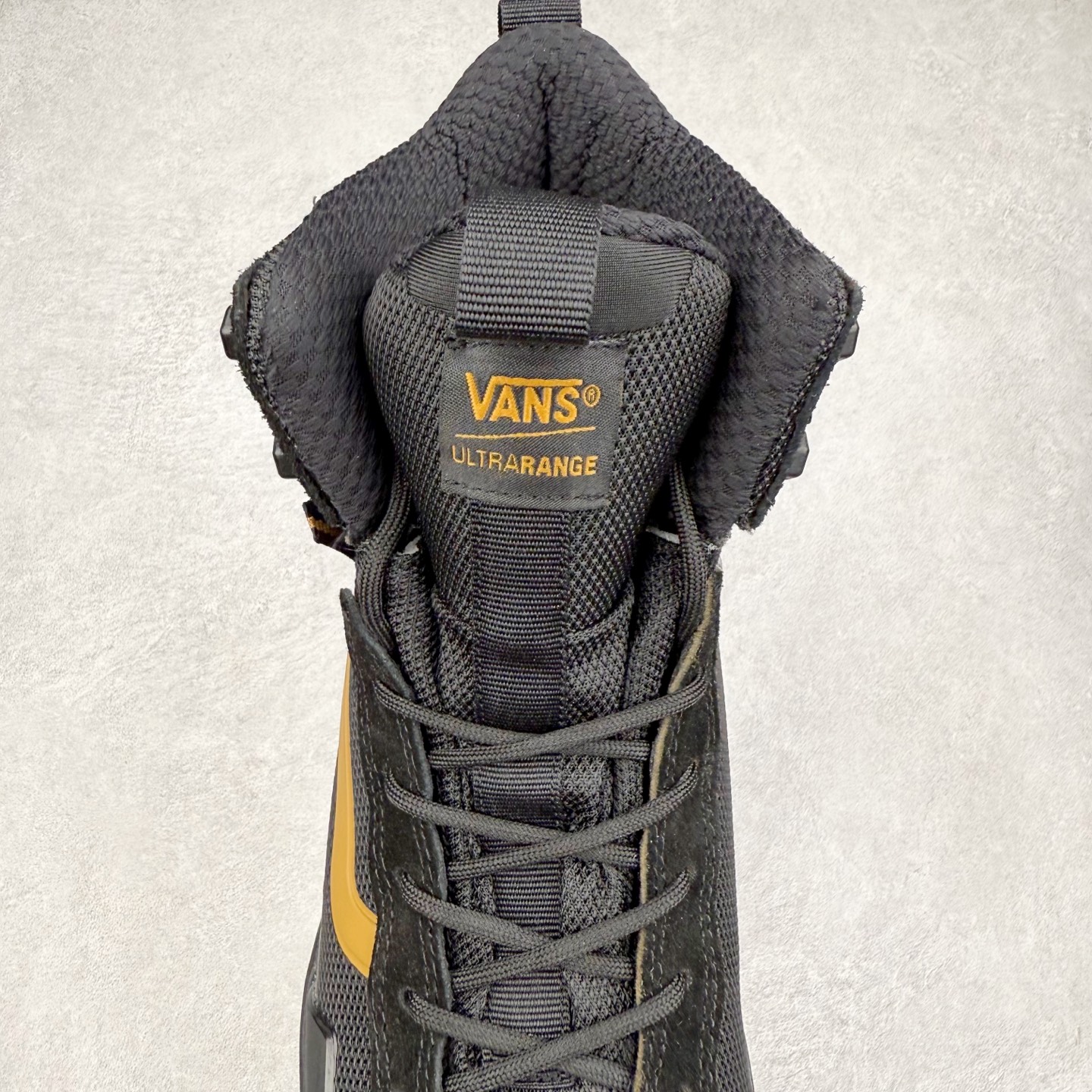 图片[5]-Vans UltraRange Exo Hi Gore-tex Mte-3 万斯经典百搭休闲高帮板鞋户外靴 实拍调校N版已经零色差零失真 百分百还原实物色彩所见即所得 不存在货不对板色差等低级问题 选购参考实物拍摄 不混卖不参货 只用心做好货严格选品 承诺混一赔十 尺码：36 36.5 37.5 38 38.5 39 40 40.5 41 42 42.5 43 44 44.5 45 46-选品中心