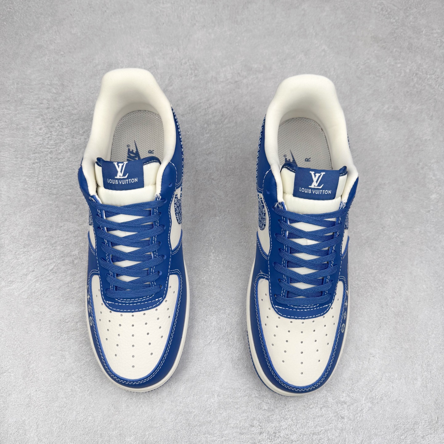 图片[2]-NK Air Force 1´07 Low 空军一号低帮百搭休闲运动板鞋 KK1988-092 柔软、弹性十足的缓震性能和出色的中底设计 横跨复古与现代的外型结合 造就出风靡全球 三十多年的Force 1 直到今天还深受青睐 实拍调校N版已经零色差零失真 百分百还原实物色彩所见即所得 不存在货不对板色差等低级问题 选购参考实物拍摄 不混卖不参货 只用心做好货严格选品 承诺混一赔十 尺码：36 36.5 37.5 38 38.5 39 40 40.5 41 42 42.5 43 44 44.5 45-选品中心