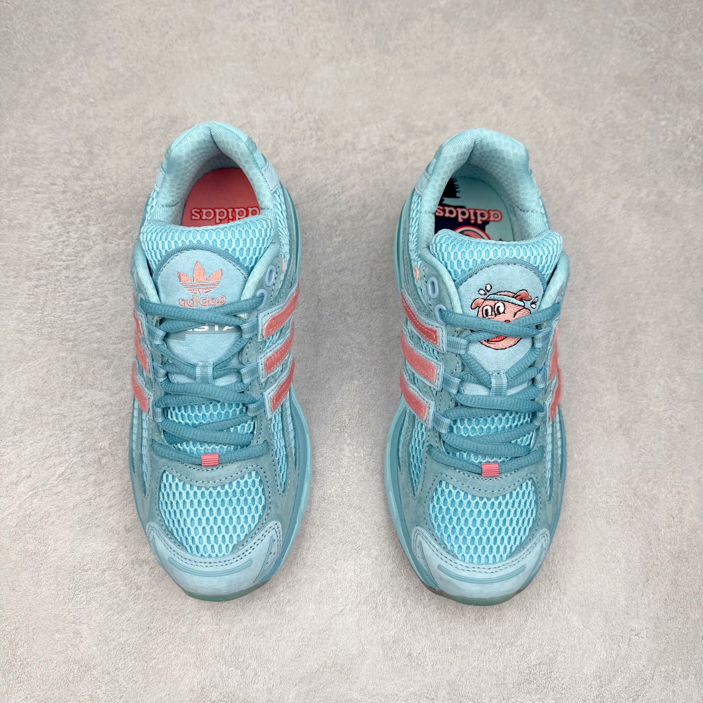 图片[2]-Unheardof x AD Originals Adistar Cushion 3 舒适百搭防滑耐磨低帮休闲跑步鞋 联名蓝色 JS2973 实拍调校N版已经零色差零失真 百分百还原实物色彩所见即所得 不存在货不对板色差等低级问题 选购参考实物拍摄 不混卖不参货 只用心做好货严格选品 承诺混一赔十 尺码：36 36.5 37.5 38 38.5 39 40 40.5 41 42 42.5 43 44 44.5 45-选品中心