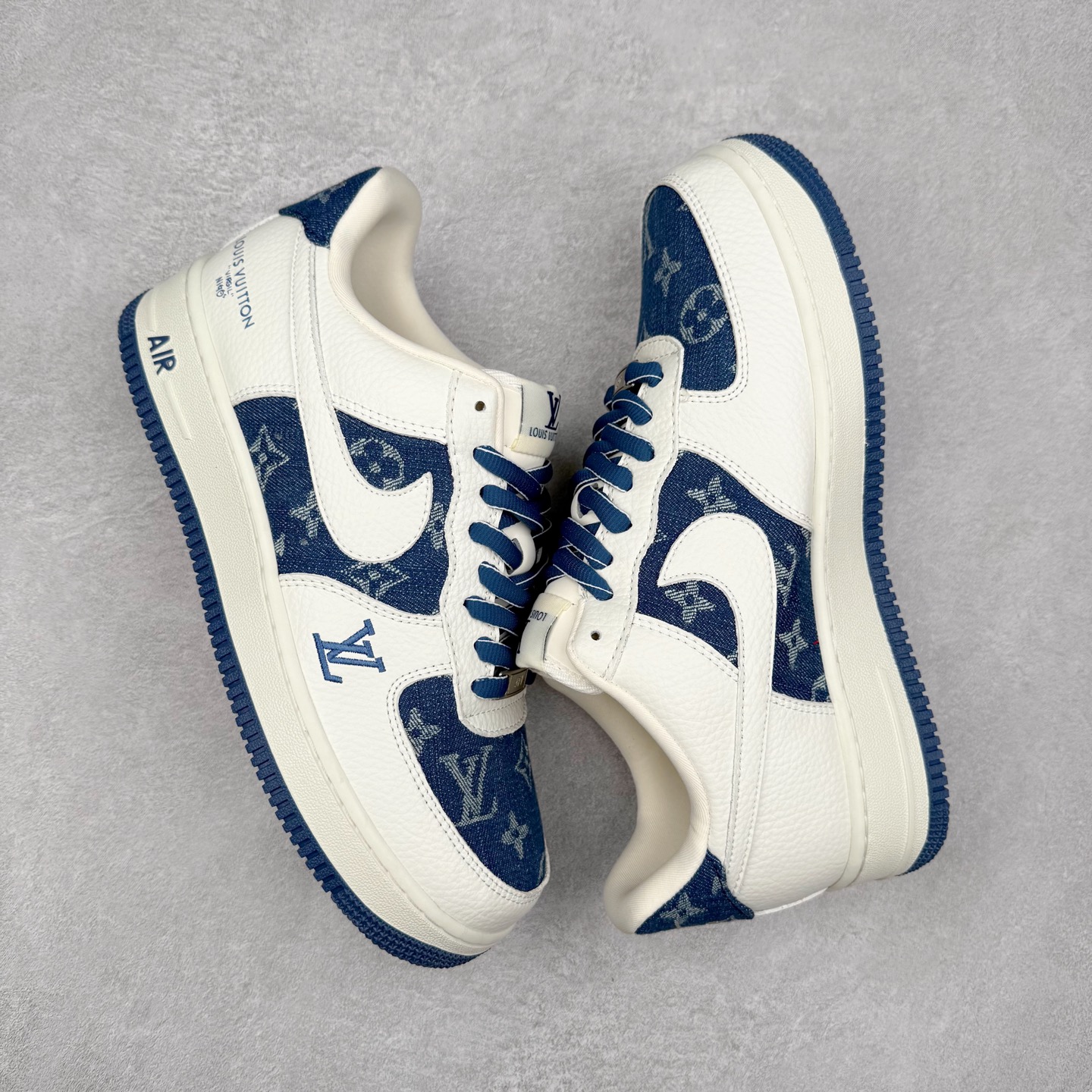 图片[3]-NK Air Force 1´07 Low 空军一号低帮百搭休闲运动板鞋 SC9207-536 柔软、弹性十足的缓震性能和出色的中底设计 横跨复古与现代的外型结合 造就出风靡全球 三十多年的Force 1 直到今天还深受青睐 实拍调校N版已经零色差零失真 百分百还原实物色彩所见即所得 不存在货不对板色差等低级问题 选购参考实物拍摄 不混卖不参货 只用心做好货严格选品 承诺混一赔十 尺码：36 36.5 37.5 38 38.5 39 40 40.5 41 42 42.5 43 44 44.5 45-选品中心