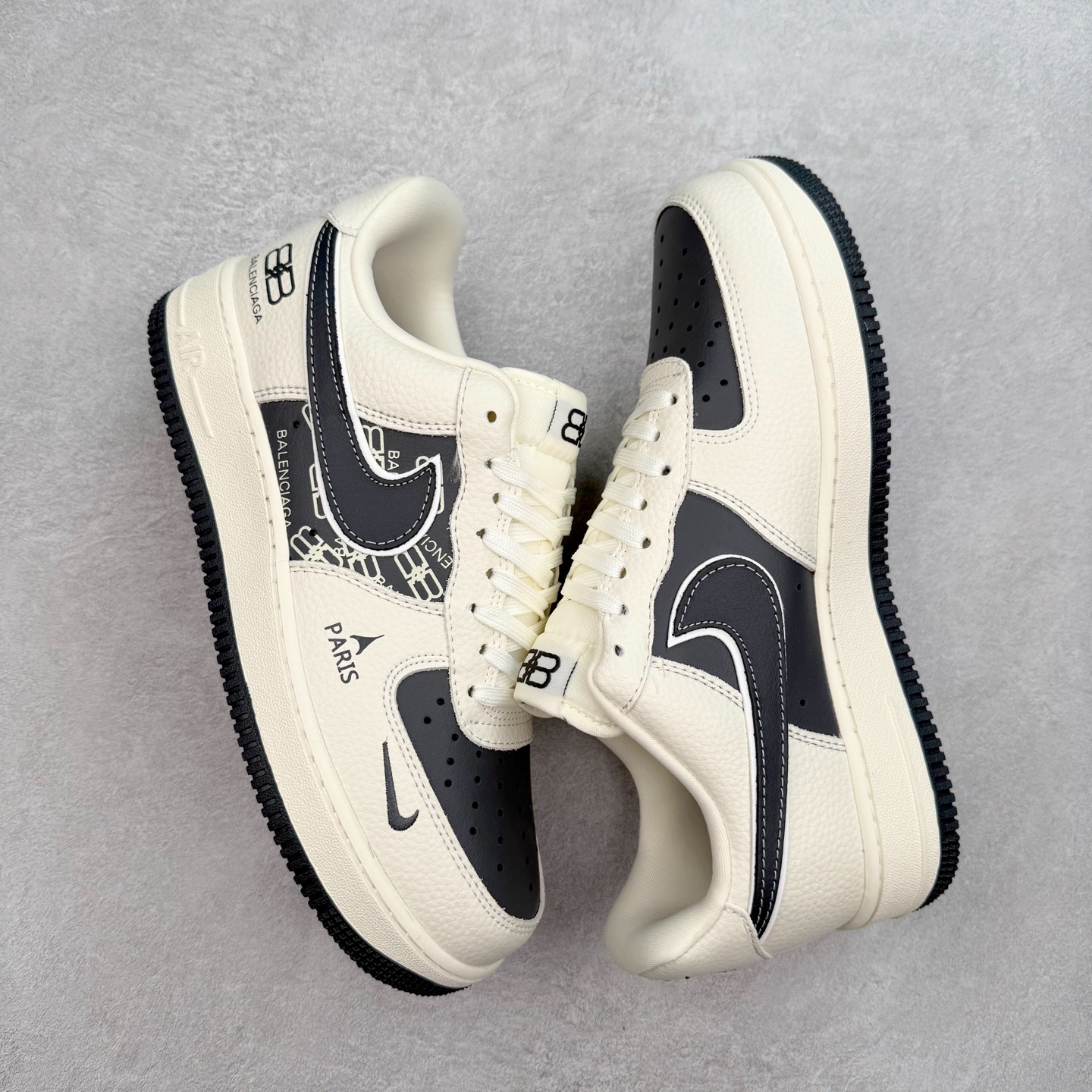 图片[3]-NK Air Force 1´07 Low 空军一号低帮百搭休闲运动板鞋 XL1978-103 柔软、弹性十足的缓震性能和出色的中底设计 横跨复古与现代的外型结合 造就出风靡全球 三十多年的Force 1 直到今天还深受青睐 实拍调校N版已经零色差零失真 百分百还原实物色彩所见即所得 不存在货不对板色差等低级问题 选购参考实物拍摄 不混卖不参货 只用心做好货严格选品 承诺混一赔十 尺码：36 36.5 37.5 38 38.5 39 40 40.5 41 42 42.5 43 44 44.5 45-选品中心