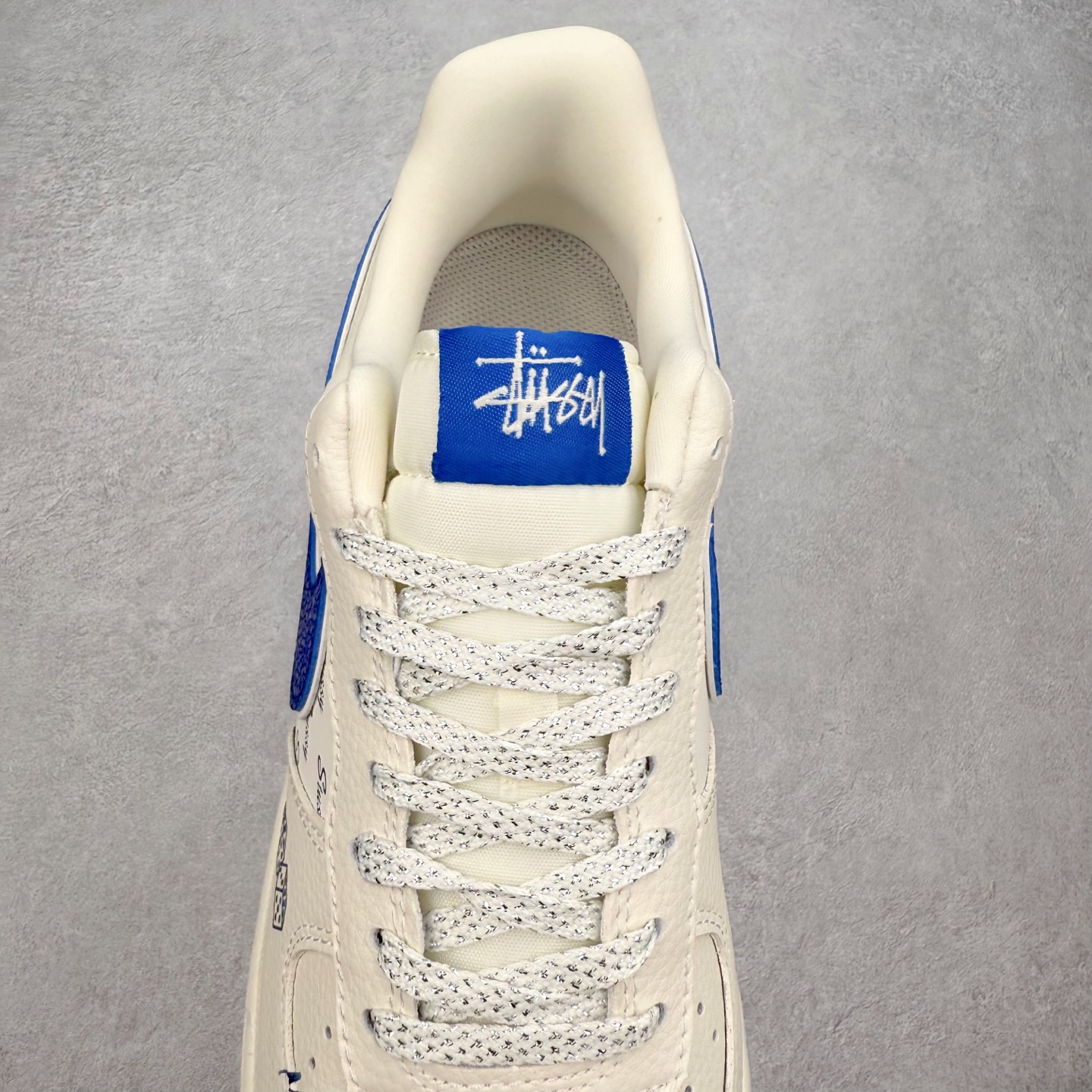 图片[5]-NK Air Force 1´07 Low 空军一号低帮百搭休闲运动板鞋 KJ1688-006 柔软、弹性十足的缓震性能和出色的中底设计 横跨复古与现代的外型结合 造就出风靡全球 三十多年的Force 1 直到今天还深受青睐 实拍调校N版已经零色差零失真 百分百还原实物色彩所见即所得 不存在货不对板色差等低级问题 选购参考实物拍摄 不混卖不参货 只用心做好货严格选品 承诺混一赔十 尺码：36 36.5 37.5 38 38.5 39 40 40.5 41 42 42.5 43 44 44.5 45-选品中心