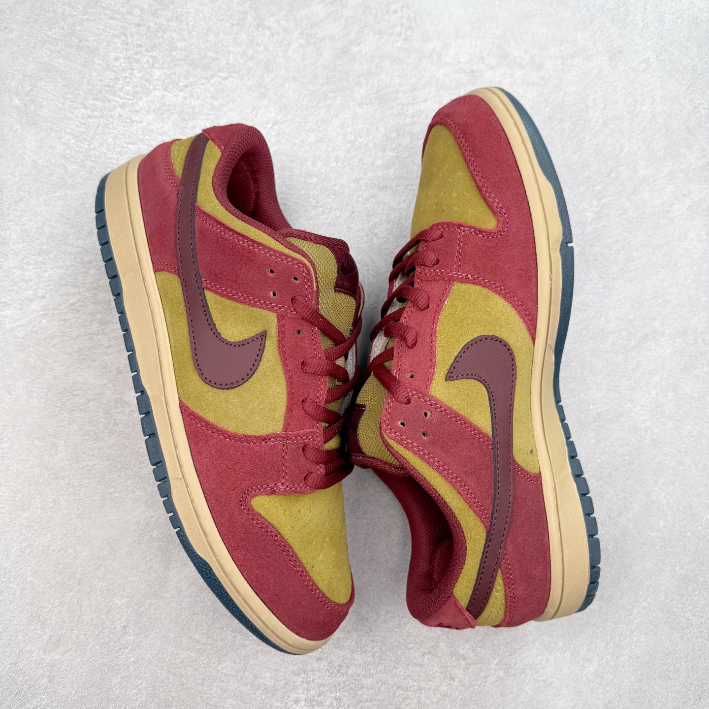 图片[3]-＃F版 NK Dunk SB DUNK LOW PRO 酒红米 HQ1625-600 极限压缩利润空间 超乎所想的高性价比 用料绝不含糊 原盒原配 正确耐磨橡胶大底 超高清洁度 全鞋零毛边皮料切割 全套原楦原模倾力打造完美版型 尺码：36 36.5 37.5 38 38.5 39 40 40.5 41 42 42.5 43 44 44.5 45 46 47.5-选品中心