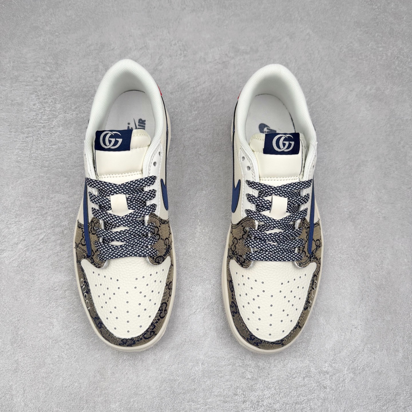 图片[2]-TS x Air Jordan AJ1 Low 倒钩低帮联名定制配色 XY2688-118 原厂内置气垫魔块 A模大底 头层小牛皮 鞋舌AJ原厂专用牛津布+AJ专用反口珍珠布+原厂无杂质高弹内里海棉+特殊封边弹力鞋带 实拍调校N版已经零色差零失真 百分百还原实物色彩所见即所得 不存在货不对板色差等低级问题 选购参考实物拍摄 不混卖不参货 只用心做好货严格选品 承诺混一赔十 尺码：36 36.5 37.5 38 38.5 39 40 40.5 41 42 42.5 43 44 44.5 45-选品中心