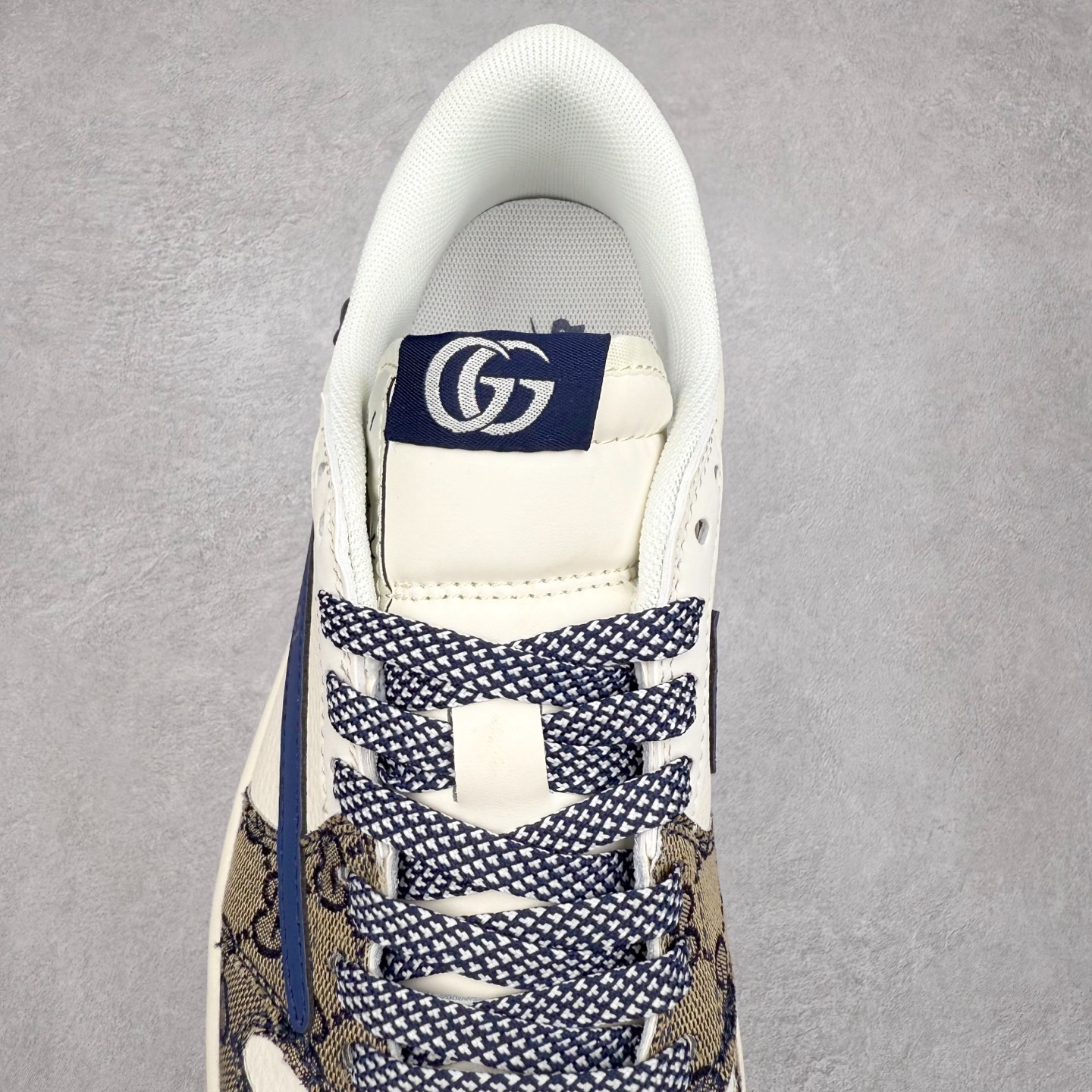 图片[5]-TS x Air Jordan AJ1 Low 倒钩低帮联名定制配色 XY2688-118 原厂内置气垫魔块 A模大底 头层小牛皮 鞋舌AJ原厂专用牛津布+AJ专用反口珍珠布+原厂无杂质高弹内里海棉+特殊封边弹力鞋带 实拍调校N版已经零色差零失真 百分百还原实物色彩所见即所得 不存在货不对板色差等低级问题 选购参考实物拍摄 不混卖不参货 只用心做好货严格选品 承诺混一赔十 尺码：36 36.5 37.5 38 38.5 39 40 40.5 41 42 42.5 43 44 44.5 45-选品中心