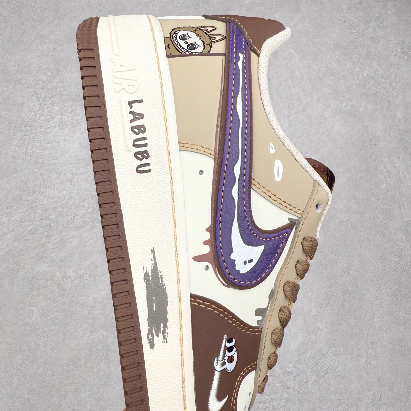 图片[6]-NK Air Force 1´07 Low 空军一号低帮百搭休闲运动板鞋 LJ8822-111 柔软、弹性十足的缓震性能和出色的中底设计 横跨复古与现代的外型结合 造就出风靡全球 三十多年的Force 1 直到今天还深受青睐 实拍调校N版已经零色差零失真 百分百还原实物色彩所见即所得 不存在货不对板色差等低级问题 选购参考实物拍摄 不混卖不参货 只用心做好货严格选品 承诺混一赔十 尺码：36 36.5 37.5 38 38.5 39 40 40.5 41 42 42.5 43 44 44.5 45-选品中心