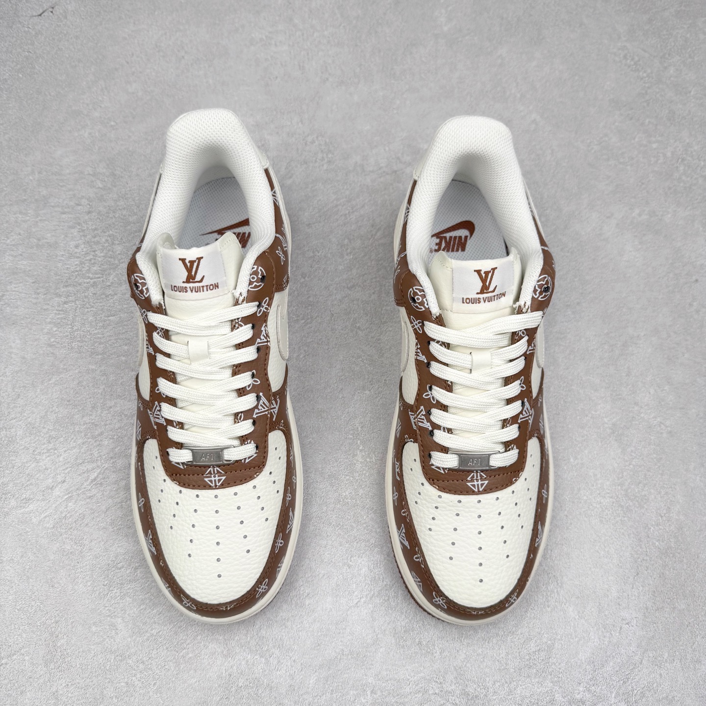 图片[2]-NK Air Force 1´07 Low 空军一号低帮百搭休闲运动板鞋 LW9279-018 柔软、弹性十足的缓震性能和出色的中底设计 横跨复古与现代的外型结合 造就出风靡全球 三十多年的Force 1 直到今天还深受青睐 实拍调校N版已经零色差零失真 百分百还原实物色彩所见即所得 不存在货不对板色差等低级问题 选购参考实物拍摄 不混卖不参货 只用心做好货严格选品 承诺混一赔十 尺码：36 36.5 37.5 38 38.5 39 40 40.5 41 42 42.5 43 44 44.5 45-选品中心