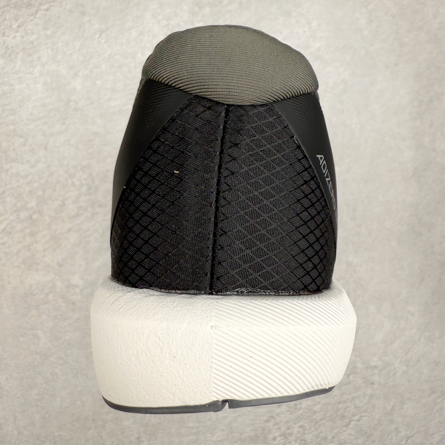 图片[8]-AD Adizero BK 夏季透气网眼竞速跑鞋 JP6528 融合Lightstrike和Lightstrike Pro技术 采用乙烯/乙酸乙烯酯(EVA)材质 打造舒适中底 含ENERGYROD能量碳柱 旨在为步伐添活力 尺码：36 36.5 37 38 38.5 39 40 40.5 41 42 42.5 43 44 44.5 45-选品中心