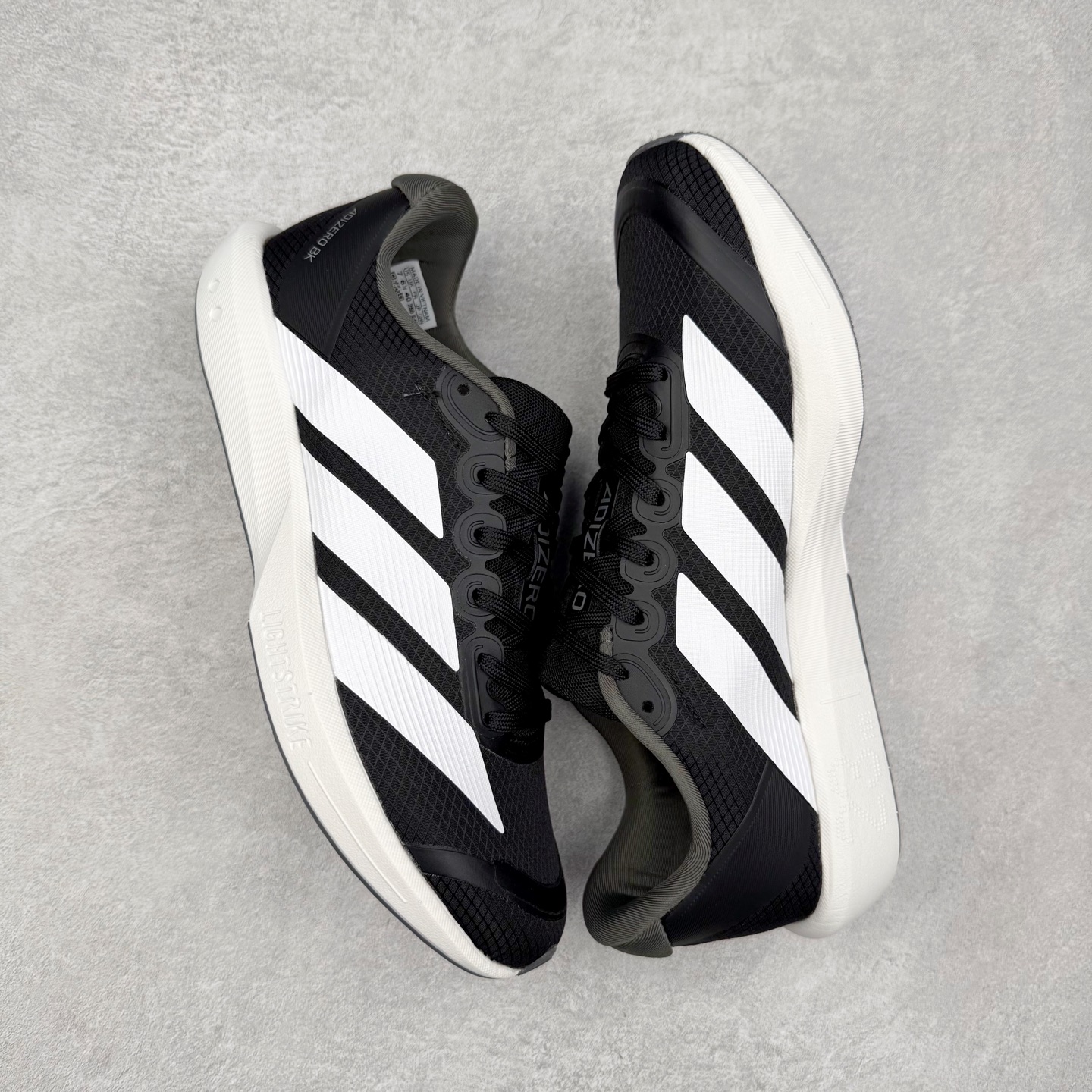 图片[3]-AD Adizero BK 夏季透气网眼竞速跑鞋 JP6528 融合Lightstrike和Lightstrike Pro技术 采用乙烯/乙酸乙烯酯(EVA)材质 打造舒适中底 含ENERGYROD能量碳柱 旨在为步伐添活力 尺码：36 36.5 37 38 38.5 39 40 40.5 41 42 42.5 43 44 44.5 45-选品中心