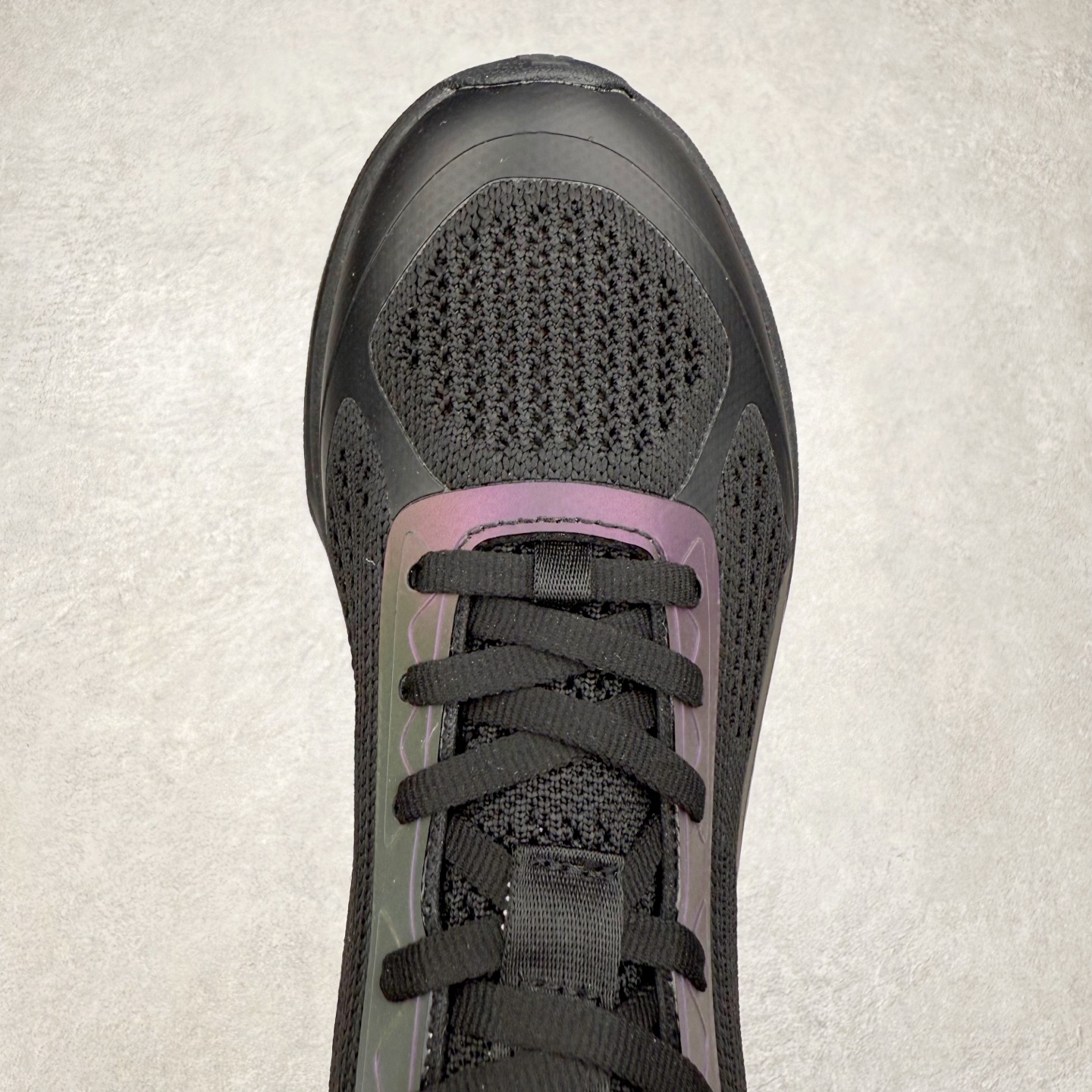 图片[4]-＃HP DESCENTE RUNNING 迪桑特系列舒适休闲运动减震透气低帮跑步鞋 DESCENTE（迪桑特）创立于1935年，品牌名取自法语词汇，意为“滑降”。品牌箭头标识代表滑雪的三种技术“高速直线滑行”、“穿越”和“侧滑”，也寓意品牌在打造高端专业运动产品中不断追求完美的创新精神，致力于成为中国高端专业滑雪、综训、女子、铁人三项、高尔夫的第一品牌。尺码：39 40 40.5 41 42 42.5 43 44 44.5 45-选品中心