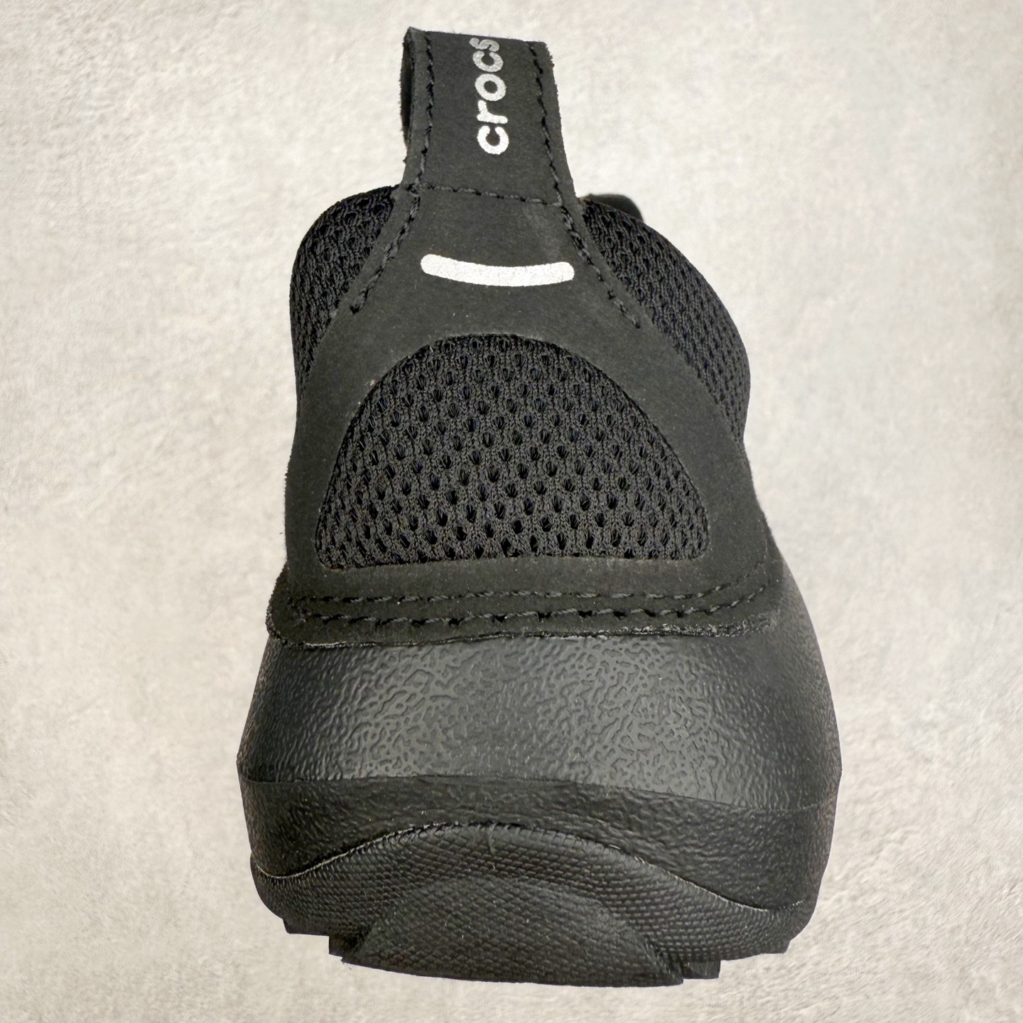 图片[8]-Crocs Quick Trail 卡骆驰舒适百搭轻便耐磨沙滩凉鞋 Crocs（卡骆驰）是全球创新休闲男、女、童鞋的出色品牌。Crocs秉承核心的塑模鞋履工艺，推出了适宜四季的丰富休闲鞋品。所有Crocs鞋款均采用Croslite材料制造，这项技术令每一双鞋都具有柔软、舒适、轻便、无痕的出色品质，而这也是每个Crocs拥有者所了解和钟爱的。实拍调校N版已经零色差零失真 百分百还原实物色彩所见即所得 不存在货不对板色差等低级问题 选购参考实物拍摄 不混卖不参货 只用心做好货严格选品 承诺混一赔十 尺码：36 36.5 37.5 38 38.5 39 40 40.5 41 42 42.5 43 44 44.5 45-选品中心