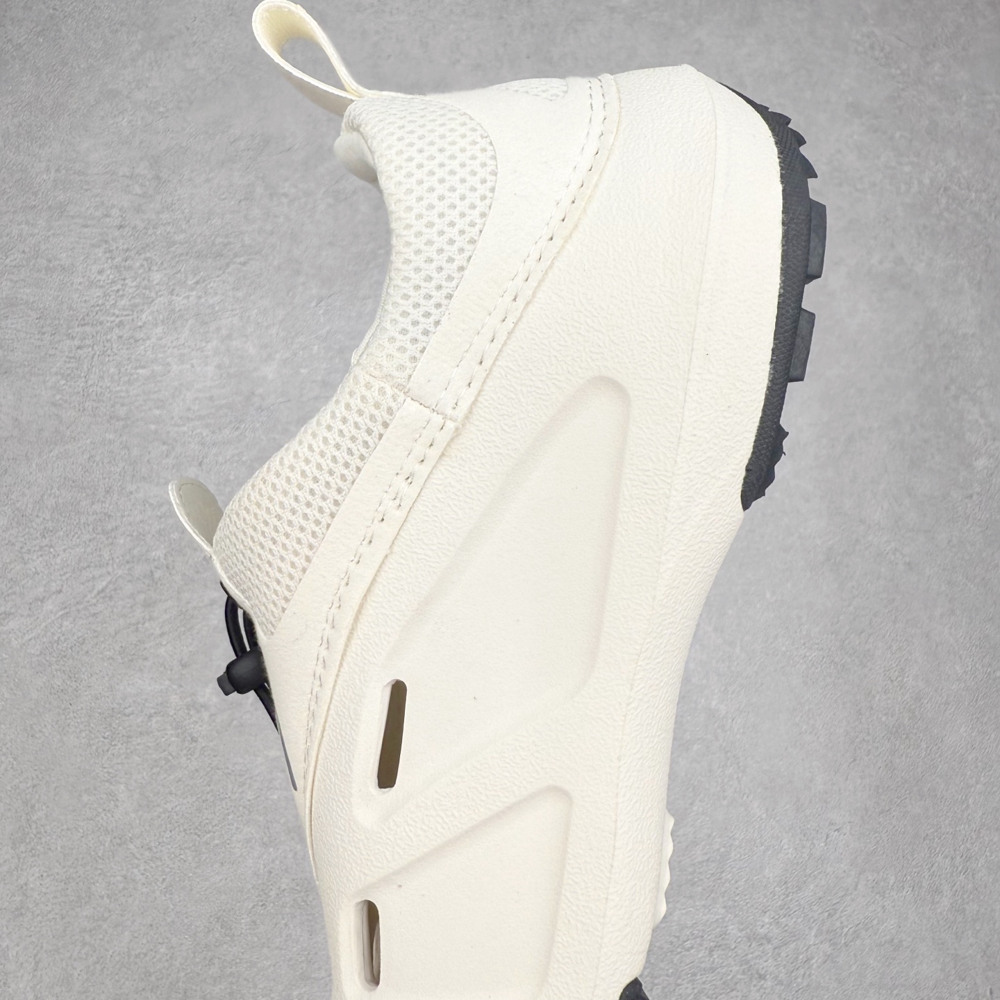 图片[7]-Crocs Quick Trail 卡骆驰舒适百搭轻便耐磨沙滩凉鞋 Crocs（卡骆驰）是全球创新休闲男、女、童鞋的出色品牌。Crocs秉承核心的塑模鞋履工艺，推出了适宜四季的丰富休闲鞋品。所有Crocs鞋款均采用Croslite材料制造，这项技术令每一双鞋都具有柔软、舒适、轻便、无痕的出色品质，而这也是每个Crocs拥有者所了解和钟爱的。实拍调校N版已经零色差零失真 百分百还原实物色彩所见即所得 不存在货不对板色差等低级问题 选购参考实物拍摄 不混卖不参货 只用心做好货严格选品 承诺混一赔十 尺码：36 36.5 37.5 38 38.5 39 40 40.5 41 42 42.5 43 44 44.5 45-选品中心