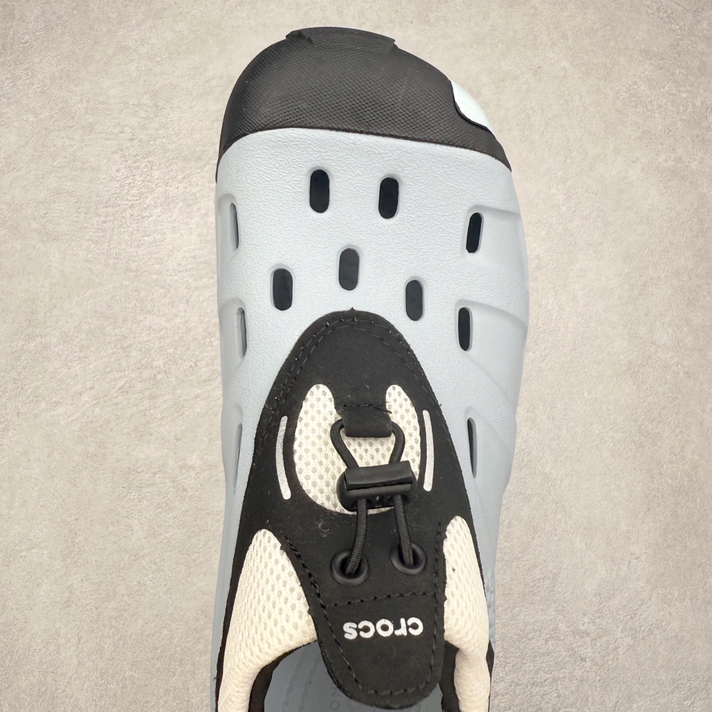 图片[4]-Crocs Quick Trail 卡骆驰舒适百搭轻便耐磨沙滩凉鞋 Crocs（卡骆驰）是全球创新休闲男、女、童鞋的出色品牌。Crocs秉承核心的塑模鞋履工艺，推出了适宜四季的丰富休闲鞋品。所有Crocs鞋款均采用Croslite材料制造，这项技术令每一双鞋都具有柔软、舒适、轻便、无痕的出色品质，而这也是每个Crocs拥有者所了解和钟爱的。实拍调校N版已经零色差零失真 百分百还原实物色彩所见即所得 不存在货不对板色差等低级问题 选购参考实物拍摄 不混卖不参货 只用心做好货严格选品 承诺混一赔十 尺码：36 36.5 37.5 38 38.5 39 40 40.5 41 42 42.5 43 44 44.5 45-选品中心