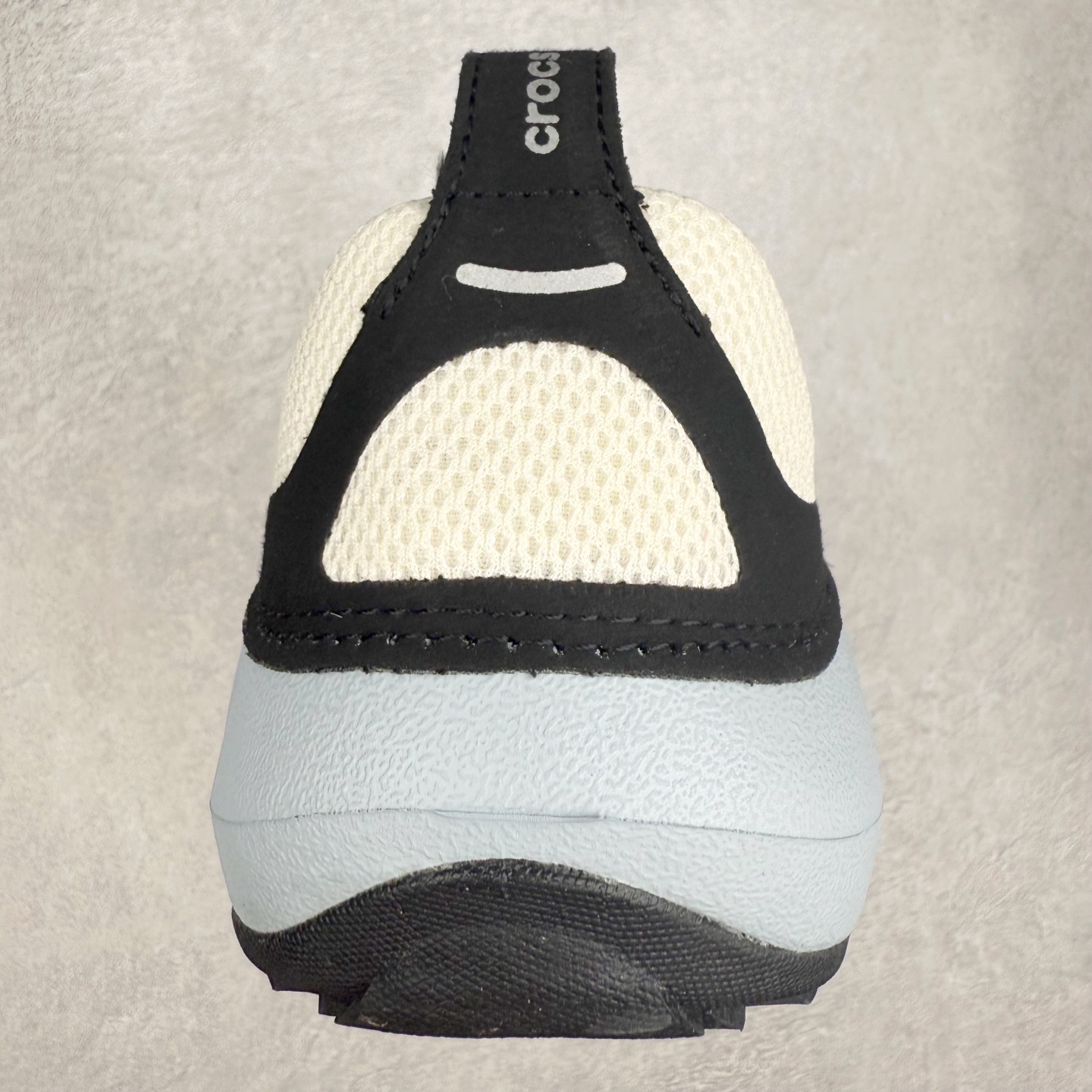 图片[8]-Crocs Quick Trail 卡骆驰舒适百搭轻便耐磨沙滩凉鞋 Crocs（卡骆驰）是全球创新休闲男、女、童鞋的出色品牌。Crocs秉承核心的塑模鞋履工艺，推出了适宜四季的丰富休闲鞋品。所有Crocs鞋款均采用Croslite材料制造，这项技术令每一双鞋都具有柔软、舒适、轻便、无痕的出色品质，而这也是每个Crocs拥有者所了解和钟爱的。实拍调校N版已经零色差零失真 百分百还原实物色彩所见即所得 不存在货不对板色差等低级问题 选购参考实物拍摄 不混卖不参货 只用心做好货严格选品 承诺混一赔十 尺码：36 36.5 37.5 38 38.5 39 40 40.5 41 42 42.5 43 44 44.5 45-选品中心