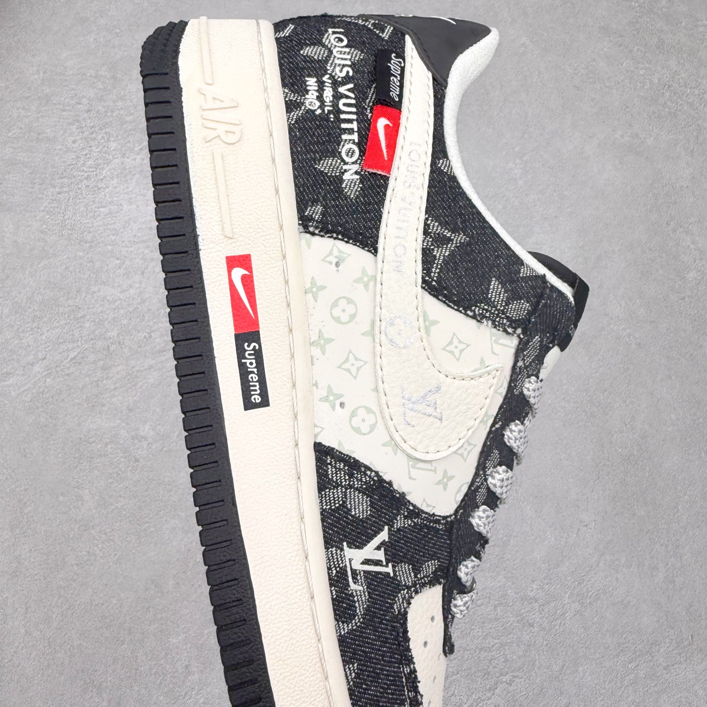 图片[6]-NK Air Force 1´07 Low 空军一号低帮百搭休闲运动板鞋 MZ9588-802 柔软、弹性十足的缓震性能和出色的中底设计 横跨复古与现代的外型结合 造就出风靡全球 三十多年的Force 1 直到今天还深受青睐 实拍调校N版已经零色差零失真 百分百还原实物色彩所见即所得 不存在货不对板色差等低级问题 选购参考实物拍摄 不混卖不参货 只用心做好货严格选品 承诺混一赔十 尺码：36 36.5 37.5 38 38.5 39 40 40.5 41 42 42.5 43 44 44.5 45-选品中心