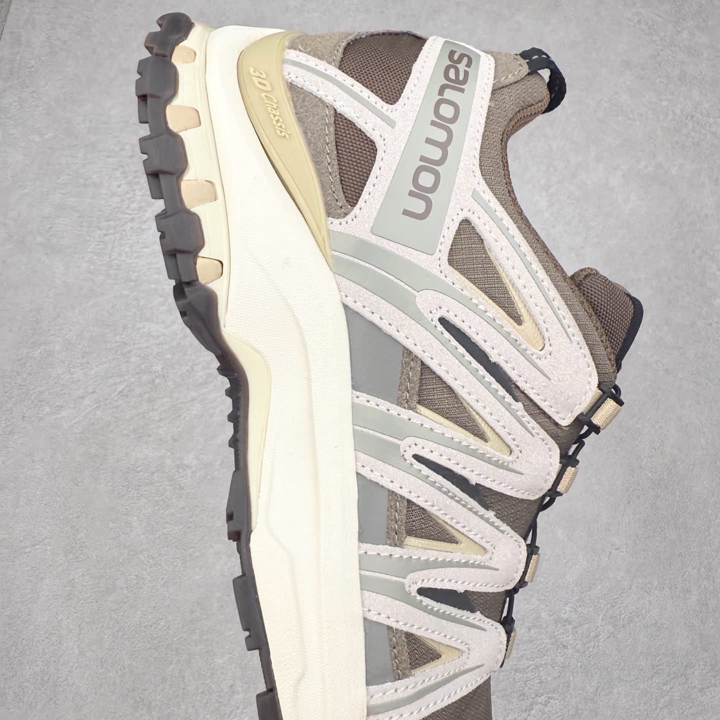 图片[6]-＃C版 SALOMON XA Pro 3D ADV 萨洛蒙潮流越野机能户外功能鞋 纯原外贸平台特供订单 耗时半年巨作 全套原纸板楦头开发 原厂特供网布配套加持 确保原汁原味 完美呈现版型 原档数据独家私模五层组合大底 原装Ortholite轻量化鞋垫 中底布带钢印编号 原厂TPU锁扣 进口港宝加持 后跟自然饱满 还原公司包裹性 鞋面采用SENSIFT贴合技术 全方位贴合包裹脚型 鞋跟部鞋底牵引设计 提供强大的抓地性能 更适应野外崎岖不平的道路 其3D ADVANCED CHASSIS底盘 材料轻量大化 钉齿设计更具稳定性 防护性 鞋底易磨损区运用CONTAGRIP高耐磨材料 应对城市硬质路面长距离跑考验 尺码：36 36.5 37.5 38 38.5 39 40 40.5 41 42 42.5 43 44 44.5 45-选品中心