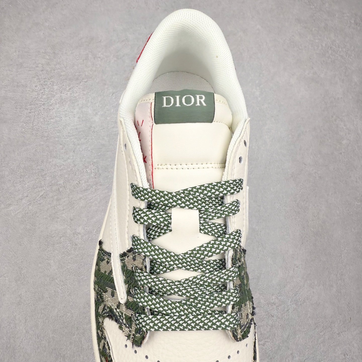 图片[5]-TS x Air Jordan AJ1 Low 倒钩低帮联名定制配色 XY2688-114 原厂内置气垫魔块 A模大底 头层小牛皮 鞋舌AJ原厂专用牛津布+AJ专用反口珍珠布+原厂无杂质高弹内里海棉+特殊封边弹力鞋带 实拍调校N版已经零色差零失真 百分百还原实物色彩所见即所得 不存在货不对板色差等低级问题 选购参考实物拍摄 不混卖不参货 只用心做好货严格选品 承诺混一赔十 尺码：36 36.5 37.5 38 38.5 39 40 40.5 41 42 42.5 43 44 44.5 45-选品中心