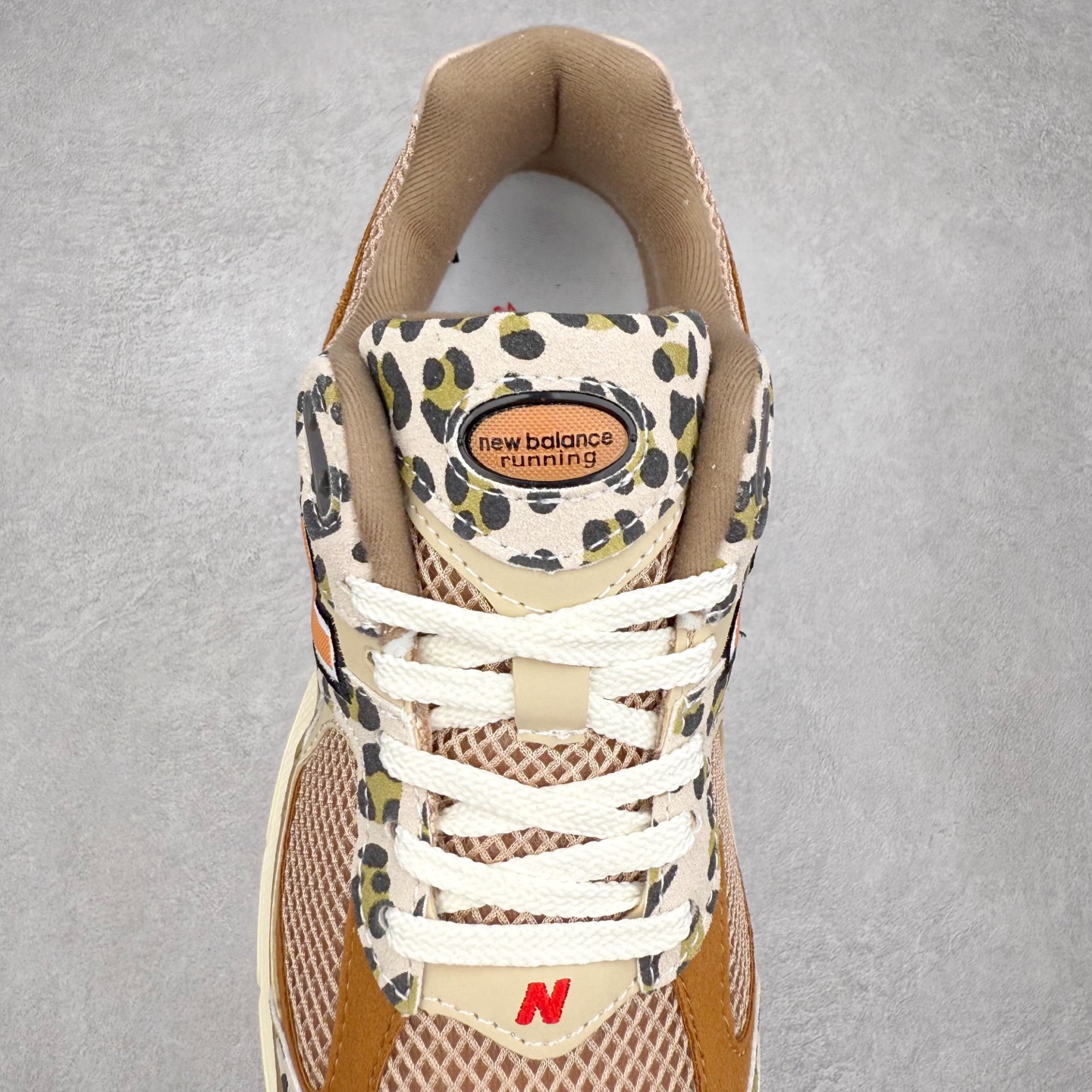 图片[5]-New Balance 2002R NB2002 男女休闲慢跑鞋 必备的时髦单品之一 最新出的2002R系列 这款延续了经典科技 升级版N-ERGY缓震物料机能与材质上脚太舒适了 鞋面的柔软麂皮搭配尼龙网布 特别透气而且还复古感 不管是搭配牛仔裤还工装裤都是百搭！小红书众多博主上脚推荐！尺码：36 36.5 37.5 38 38.5 39.5 40 40.5 41 42 42.5 43 44 45-选品中心