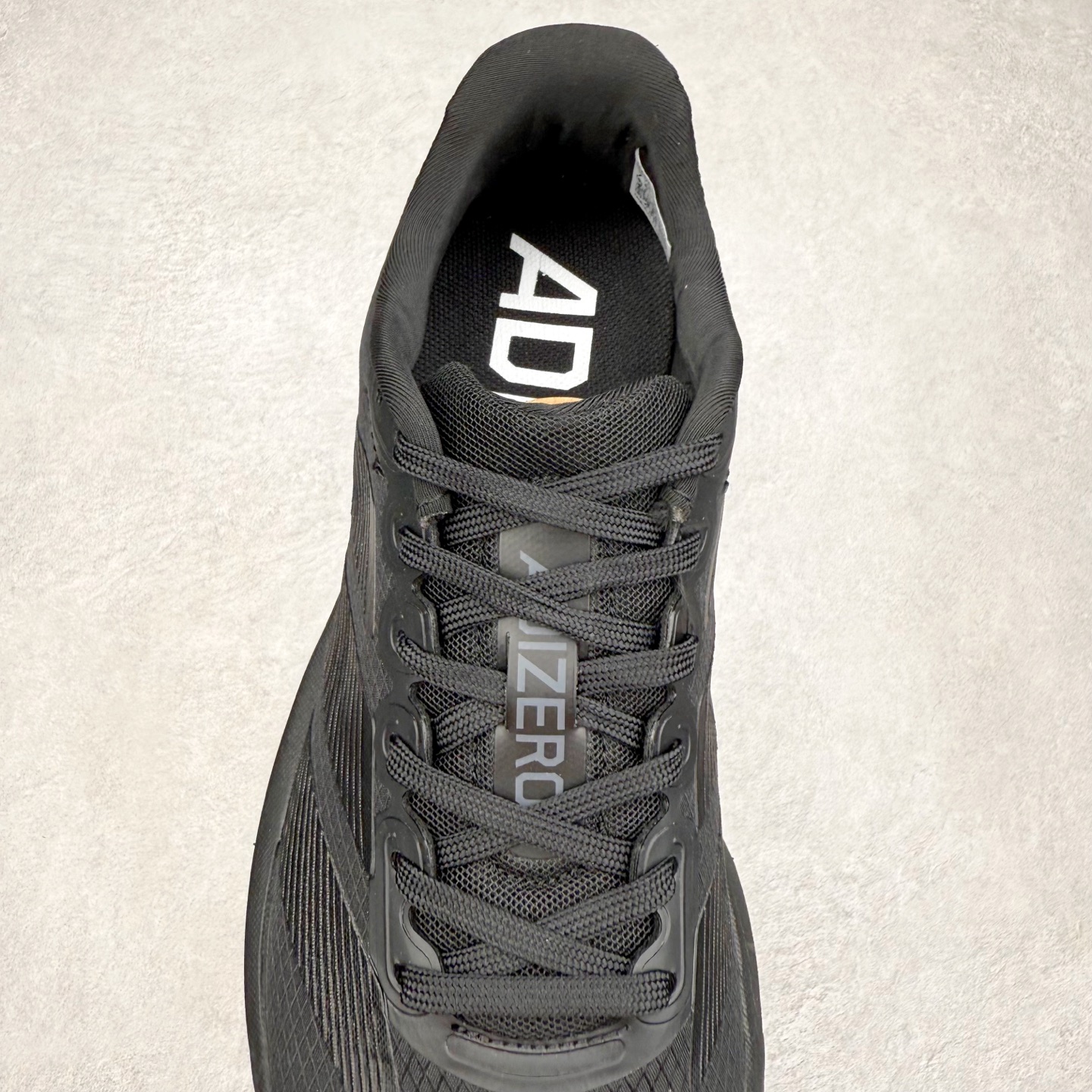 图片[5]-AD Adizero BK 夏季透气网眼竞速跑鞋 JP6521 融合Lightstrike和Lightstrike Pro技术 采用乙烯/乙酸乙烯酯(EVA)材质 打造舒适中底 含ENERGYROD能量碳柱 旨在为步伐添活力 尺码：36 36.5 37 38 38.5 39 40 40.5 41 42 42.5 43 44 44.5 45-选品中心