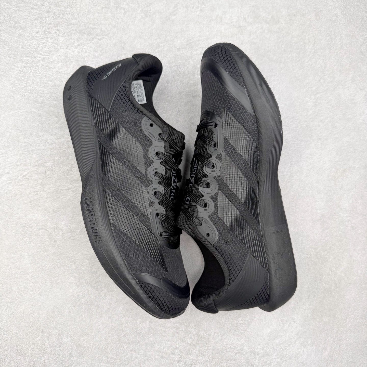 图片[3]-AD Adizero BK 夏季透气网眼竞速跑鞋 JP6521 融合Lightstrike和Lightstrike Pro技术 采用乙烯/乙酸乙烯酯(EVA)材质 打造舒适中底 含ENERGYROD能量碳柱 旨在为步伐添活力 尺码：36 36.5 37 38 38.5 39 40 40.5 41 42 42.5 43 44 44.5 45-选品中心