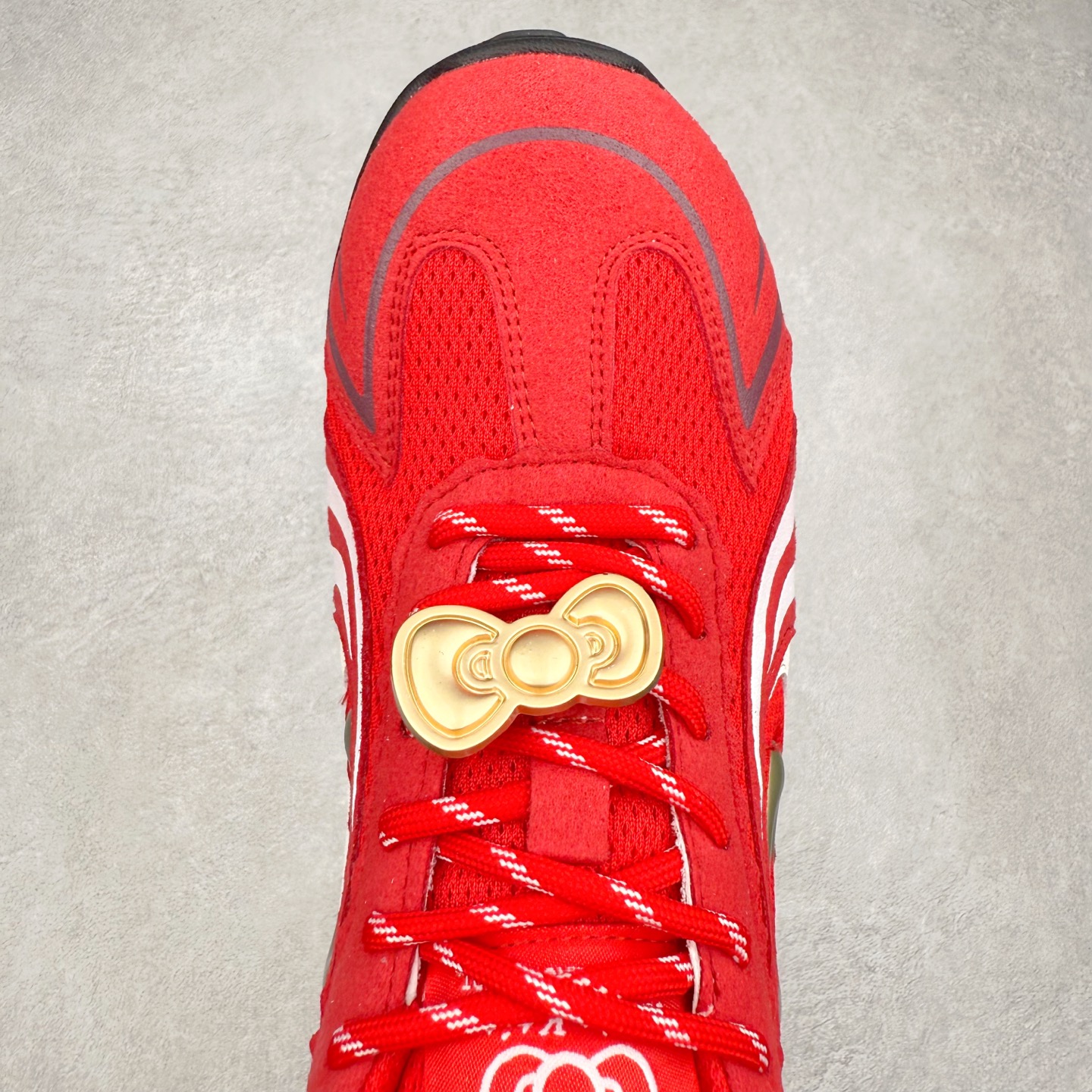 图片[4]-Sanrio/三丽鸥 x OLD ORDER 凯蒂猫 Hello Kitty联名 薄底鞋 网布 舒适 低帮 生活休闲鞋 实拍调校N版已经零色差零失真 百分百还原实物色彩所见即所得 不存在货不对板色差等低级问题 选购参考实物拍摄 不混卖不参货 只用心做好货严格选品 承诺混一赔十 尺码：36 36.5 37.5 38 38.5 39 40 40.5 41 42 42.5 43 44 44.5 45-选品中心