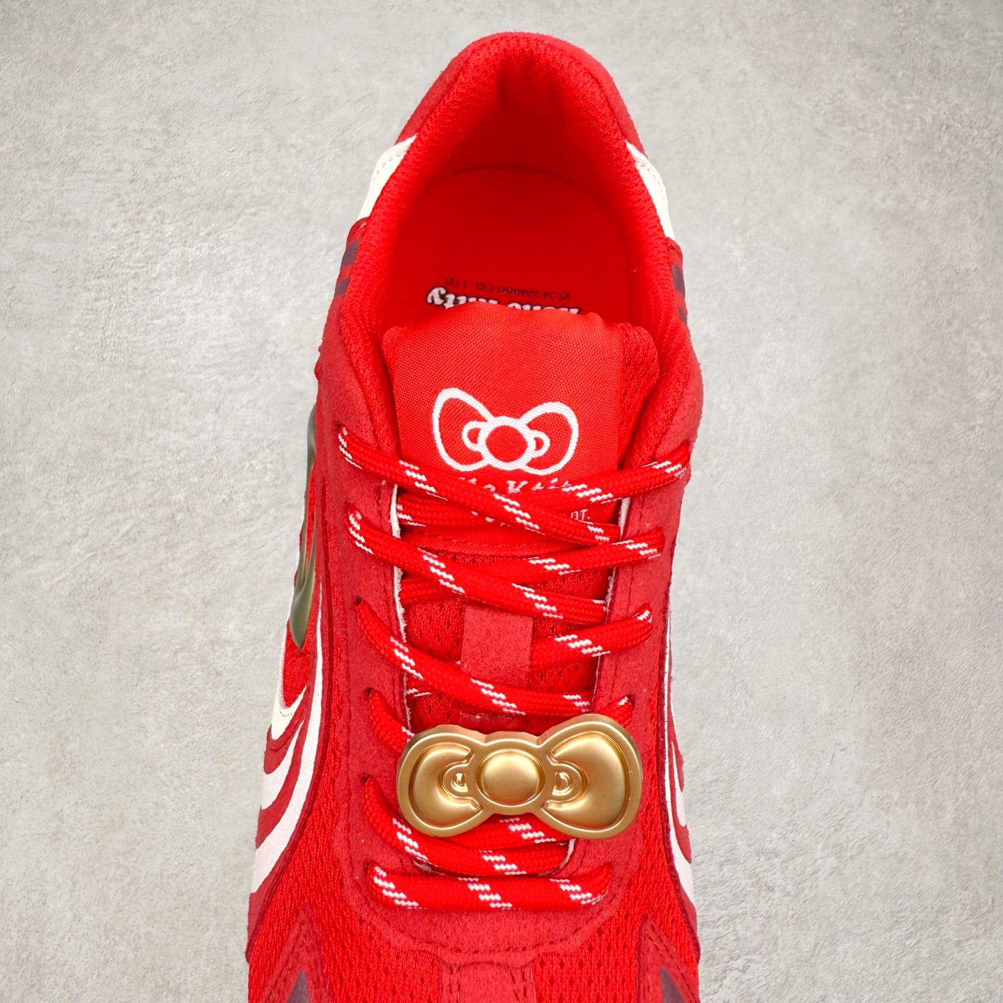 图片[5]-Sanrio/三丽鸥 x OLD ORDER 凯蒂猫 Hello Kitty联名 薄底鞋 网布 舒适 低帮 生活休闲鞋 实拍调校N版已经零色差零失真 百分百还原实物色彩所见即所得 不存在货不对板色差等低级问题 选购参考实物拍摄 不混卖不参货 只用心做好货严格选品 承诺混一赔十 尺码：36 36.5 37.5 38 38.5 39 40 40.5 41 42 42.5 43 44 44.5 45-选品中心