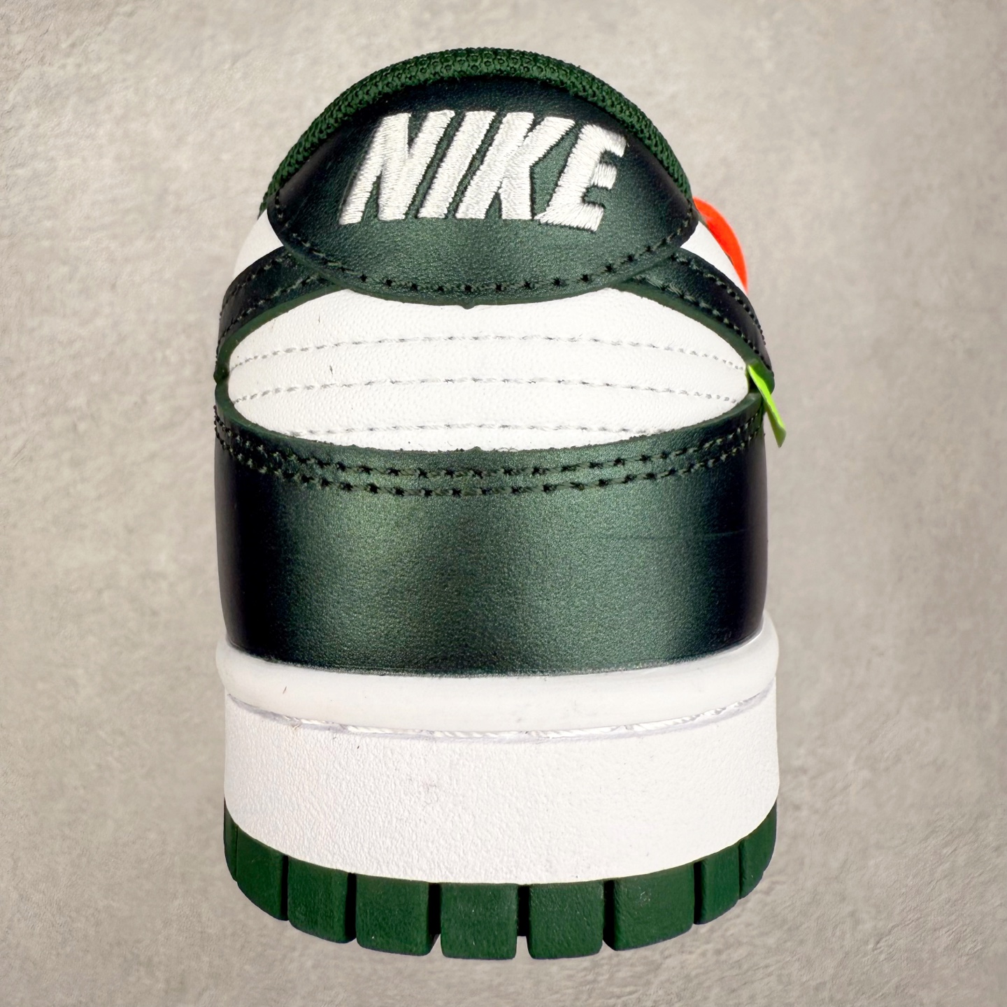 图片[8]-NK Dunk Low DD1391-101 定制系列天花板 无原鞋不开发 全系列得物原鞋一比一校对开发 配色持续更新中 终端对接 优势输出 全套原厂楦头原纸板数据档案倾力打造 原汁原味莞产 极致还原 圈内最强针车工艺 高端零售指定版 广东原厂配套原盒原标 鞋盒分三个尺码段 原厂冲刀 超高清洁度 全鞋零毛边皮料切割 采用原厂百宏鞋带以及原厂百宏织唛舌标 内标可供原厂几率过验 进口原装条纹中底布 四线拉帮白色点胶 原厂拉帮手法遵循公司 原厂电绣 极致还原 尺码：36 36.5 37.5 38 38.5 39 40 40.5 41 42 42.5 43 44 44.5 45 46-选品中心