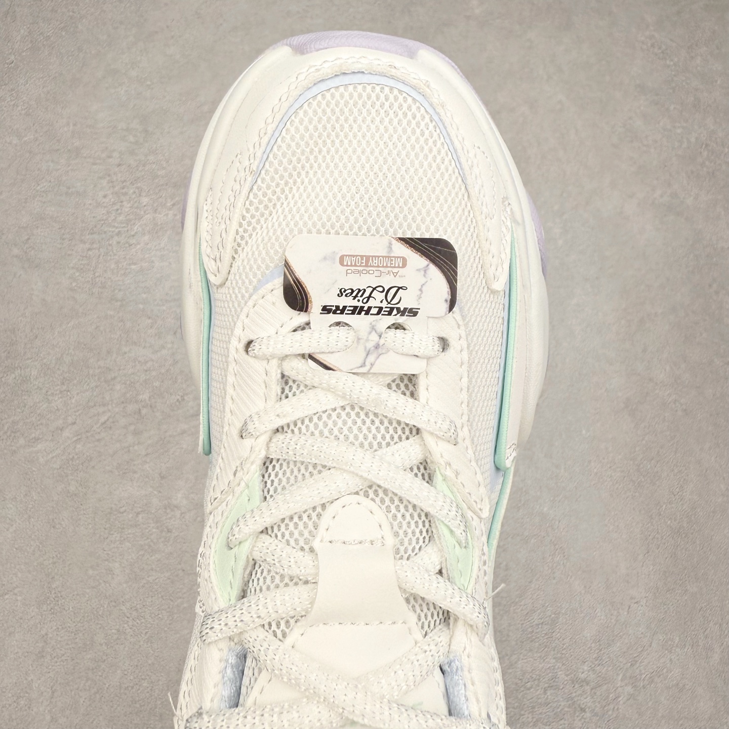 图片[4]-Skechers斯凯奇 D\’Lites 糯米熊 舒适柔软时尚百搭低帮老爹鞋 实拍调校N版已经零色差零失真 百分百还原实物色彩所见即所得 不存在货不对板色差等低级问题 选购参考实物拍摄 不混卖不参货 只用心做好货严格选品 承诺混一赔十 尺码：35.5 36 36.5 37.5 38 38.5 39 40 40.5 41 42 42.5 43 44-选品中心