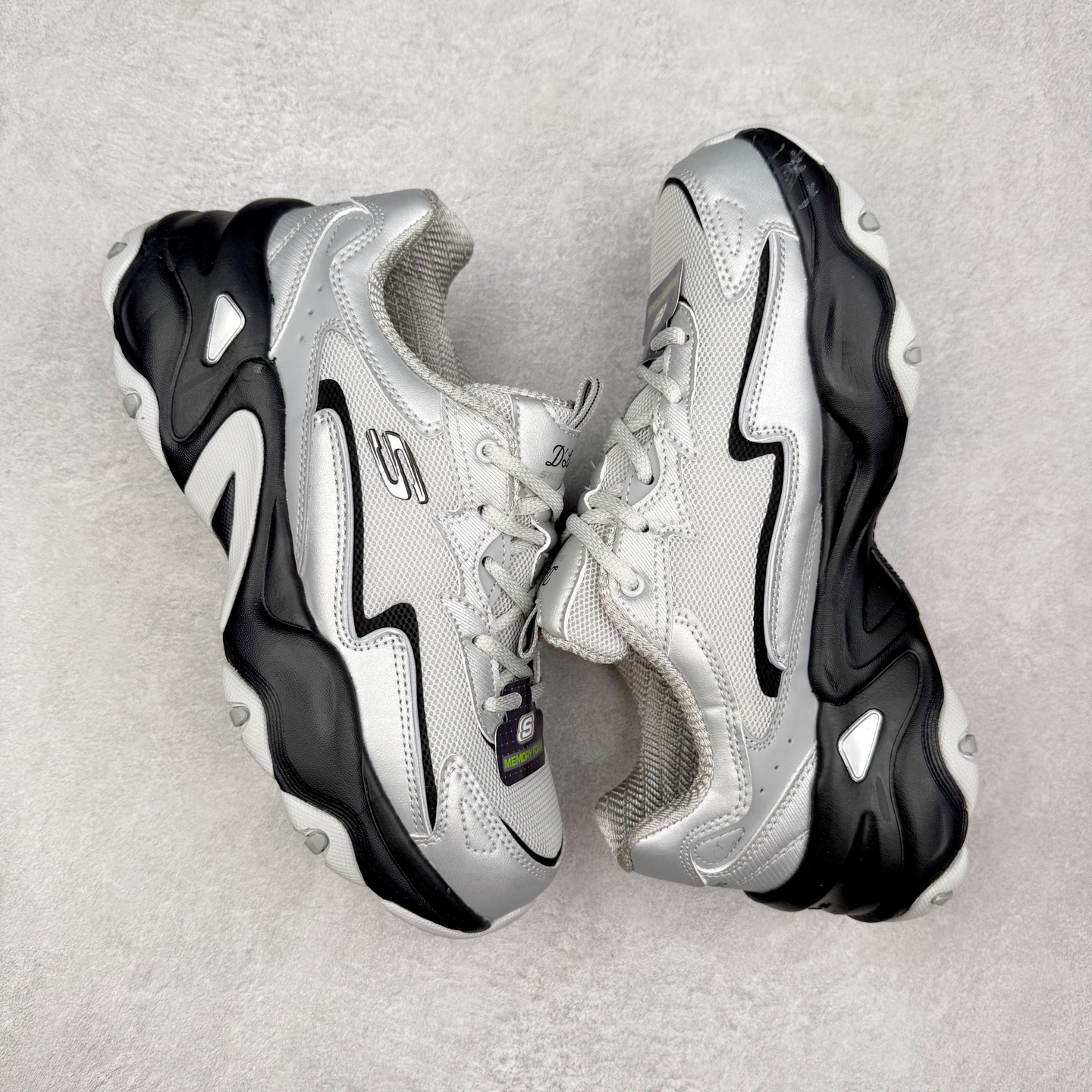 图片[3]-Skechers斯凯奇 D\’Lites 糯米熊 舒适柔软时尚百搭低帮老爹鞋 实拍调校N版已经零色差零失真 百分百还原实物色彩所见即所得 不存在货不对板色差等低级问题 选购参考实物拍摄 不混卖不参货 只用心做好货严格选品 承诺混一赔十 尺码：35.5 36 36.5 37.5 38 38.5 39 40 40.5 41 42 42.5 43 44-选品中心