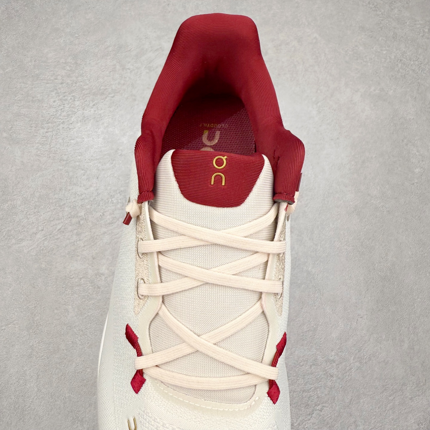 图片[5]-On Cloudtilt 昂跑减震生活休闲鞋 此运动品牌 开创于2010年 缓震着陆、强效回弹、轻柔质感的设计构思始终是ON研制关键 与此同时基于“为全球提供革新性的跑步感受”信念 陆续推出了多款跑鞋及其以专业运动人体跑步工程学为设计关键的功能性跑步服饰设备 让跑者不费力气地畅快畅跑 尺码：36 36.5 37.5 38 38.5 39 40 40.5 41 42 42.5 43 44 44.5 45-选品中心