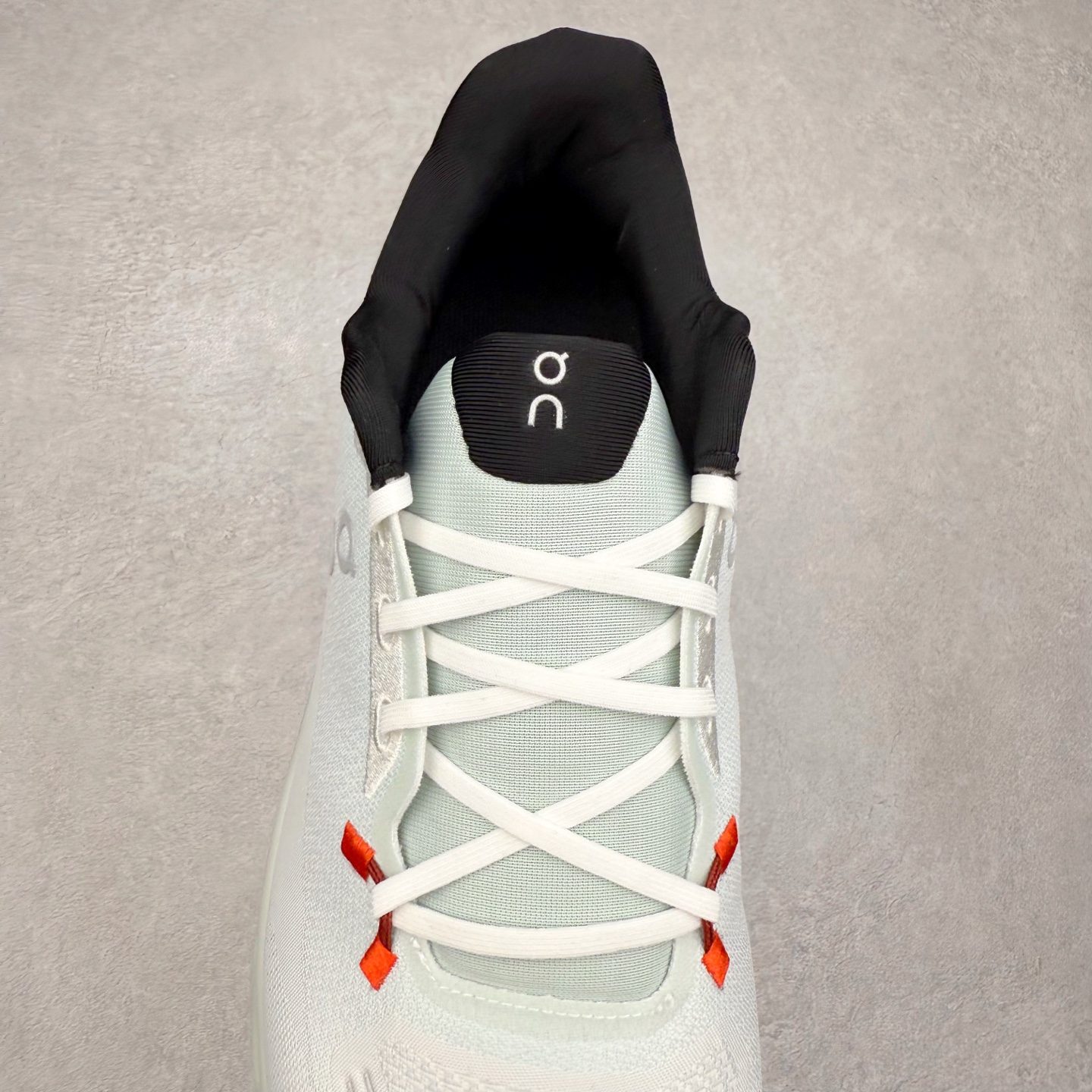 图片[5]-On Cloudtilt 昂跑减震生活休闲鞋 此运动品牌 开创于2010年 缓震着陆、强效回弹、轻柔质感的设计构思始终是ON研制关键 与此同时基于“为全球提供革新性的跑步感受”信念 陆续推出了多款跑鞋及其以专业运动人体跑步工程学为设计关键的功能性跑步服饰设备 让跑者不费力气地畅快畅跑 尺码：36 36.5 37.5 38 38.5 39 40 40.5 41 42 42.5 43 44 44.5 45-选品中心