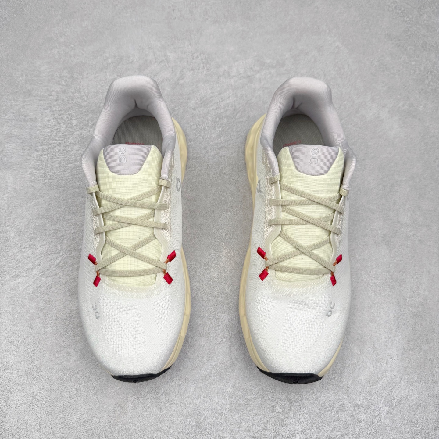 图片[2]-On Cloudtilt 昂跑减震生活休闲鞋 此运动品牌 开创于2010年 缓震着陆、强效回弹、轻柔质感的设计构思始终是ON研制关键 与此同时基于“为全球提供革新性的跑步感受”信念 陆续推出了多款跑鞋及其以专业运动人体跑步工程学为设计关键的功能性跑步服饰设备 让跑者不费力气地畅快畅跑 尺码：36 36.5 37.5 38 38.5 39 40 40.5 41 42 42.5 43 44 44.5 45-选品中心