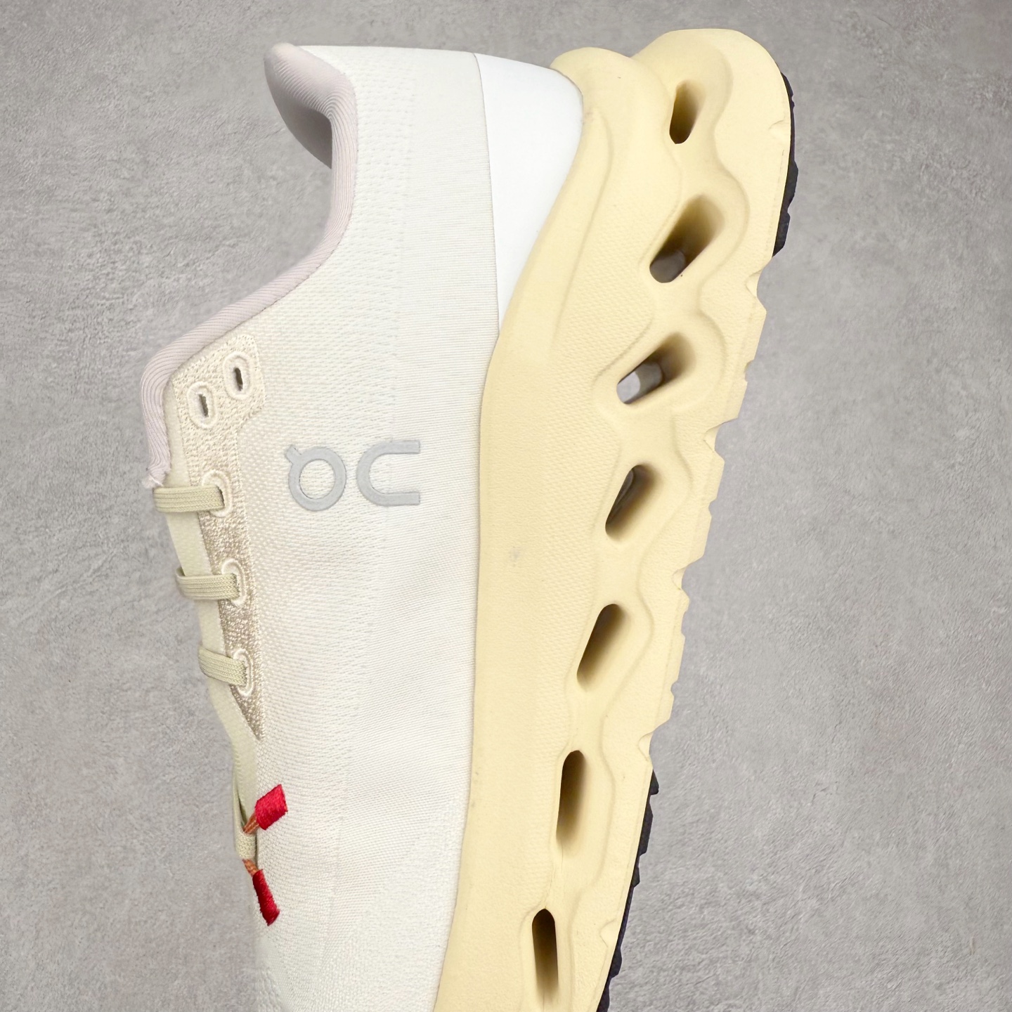 图片[7]-On Cloudtilt 昂跑减震生活休闲鞋 此运动品牌 开创于2010年 缓震着陆、强效回弹、轻柔质感的设计构思始终是ON研制关键 与此同时基于“为全球提供革新性的跑步感受”信念 陆续推出了多款跑鞋及其以专业运动人体跑步工程学为设计关键的功能性跑步服饰设备 让跑者不费力气地畅快畅跑 尺码：36 36.5 37.5 38 38.5 39 40 40.5 41 42 42.5 43 44 44.5 45-选品中心