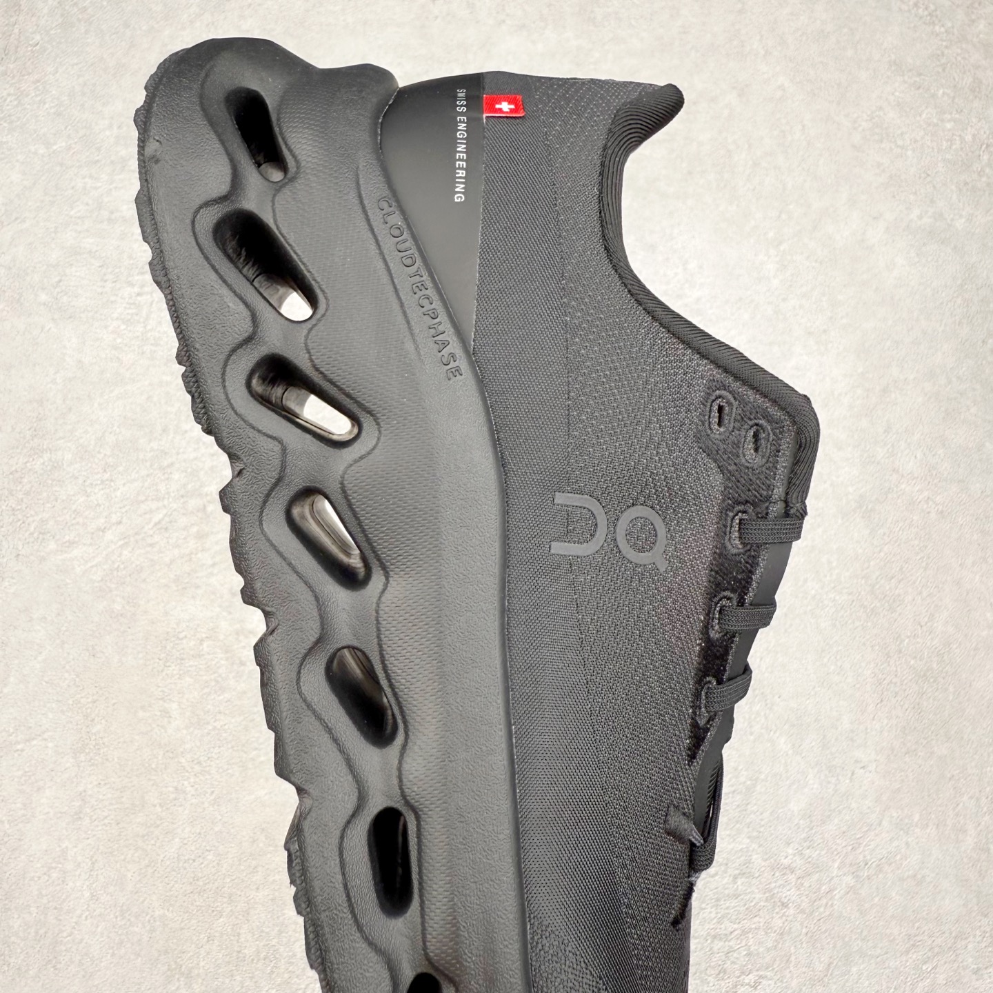 图片[6]-On Cloudtilt 昂跑减震生活休闲鞋 此运动品牌 开创于2010年 缓震着陆、强效回弹、轻柔质感的设计构思始终是ON研制关键 与此同时基于“为全球提供革新性的跑步感受”信念 陆续推出了多款跑鞋及其以专业运动人体跑步工程学为设计关键的功能性跑步服饰设备 让跑者不费力气地畅快畅跑 尺码：36 36.5 37.5 38 38.5 39 40 40.5 41 42 42.5 43 44 44.5 45-选品中心