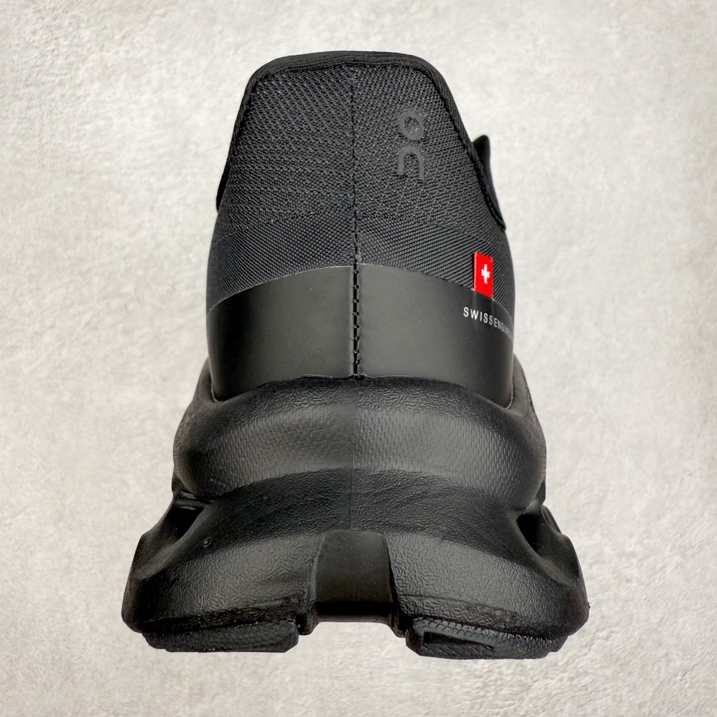 图片[8]-On Cloudtilt 昂跑减震生活休闲鞋 此运动品牌 开创于2010年 缓震着陆、强效回弹、轻柔质感的设计构思始终是ON研制关键 与此同时基于“为全球提供革新性的跑步感受”信念 陆续推出了多款跑鞋及其以专业运动人体跑步工程学为设计关键的功能性跑步服饰设备 让跑者不费力气地畅快畅跑 尺码：36 36.5 37.5 38 38.5 39 40 40.5 41 42 42.5 43 44 44.5 45-选品中心