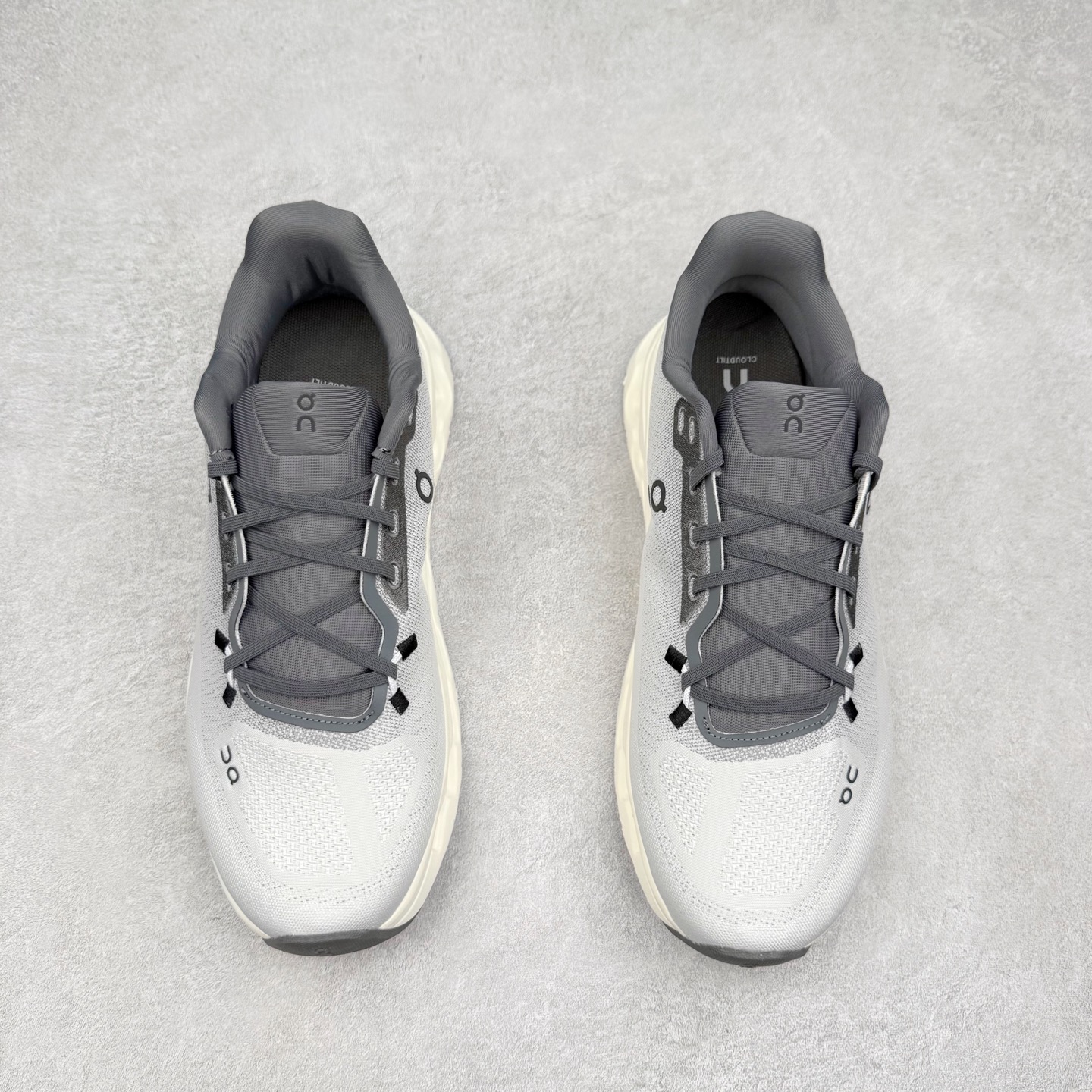 图片[2]-On Cloudtilt 昂跑减震生活休闲鞋 此运动品牌 开创于2010年 缓震着陆、强效回弹、轻柔质感的设计构思始终是ON研制关键 与此同时基于“为全球提供革新性的跑步感受”信念 陆续推出了多款跑鞋及其以专业运动人体跑步工程学为设计关键的功能性跑步服饰设备 让跑者不费力气地畅快畅跑 尺码：36 36.5 37.5 38 38.5 39 40 40.5 41 42 42.5 43 44 44.5 45-选品中心