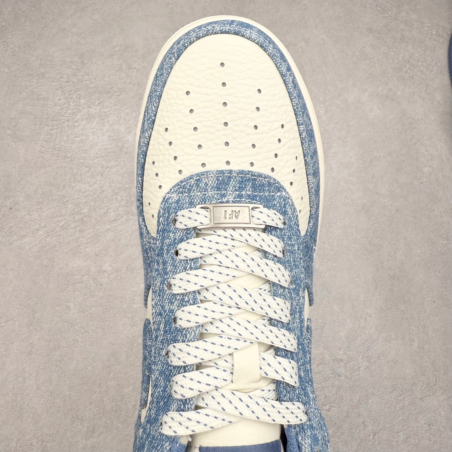 图片[4]-NK Air Force 1´07 Low 空军一号低帮百搭休闲运动板鞋 LW9279-021 柔软、弹性十足的缓震性能和出色的中底设计 横跨复古与现代的外型结合 造就出风靡全球 三十多年的Force 1 直到今天还深受青睐 实拍调校N版已经零色差零失真 百分百还原实物色彩所见即所得 不存在货不对板色差等低级问题 选购参考实物拍摄 不混卖不参货 只用心做好货严格选品 承诺混一赔十 尺码：36 36.5 37.5 38 38.5 39 40 40.5 41 42 42.5 43 44 44.5 45-选品中心