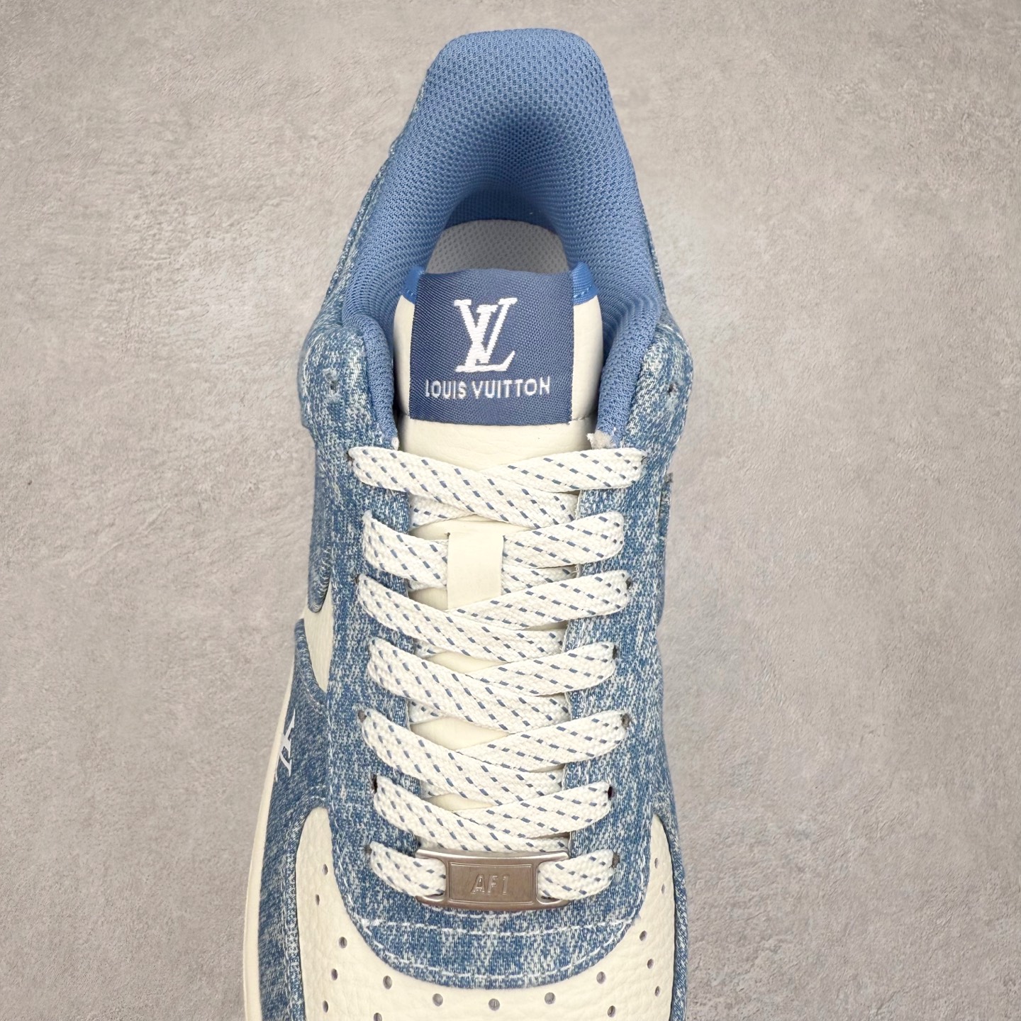 图片[5]-NK Air Force 1´07 Low 空军一号低帮百搭休闲运动板鞋 LW9279-021 柔软、弹性十足的缓震性能和出色的中底设计 横跨复古与现代的外型结合 造就出风靡全球 三十多年的Force 1 直到今天还深受青睐 实拍调校N版已经零色差零失真 百分百还原实物色彩所见即所得 不存在货不对板色差等低级问题 选购参考实物拍摄 不混卖不参货 只用心做好货严格选品 承诺混一赔十 尺码：36 36.5 37.5 38 38.5 39 40 40.5 41 42 42.5 43 44 44.5 45-选品中心